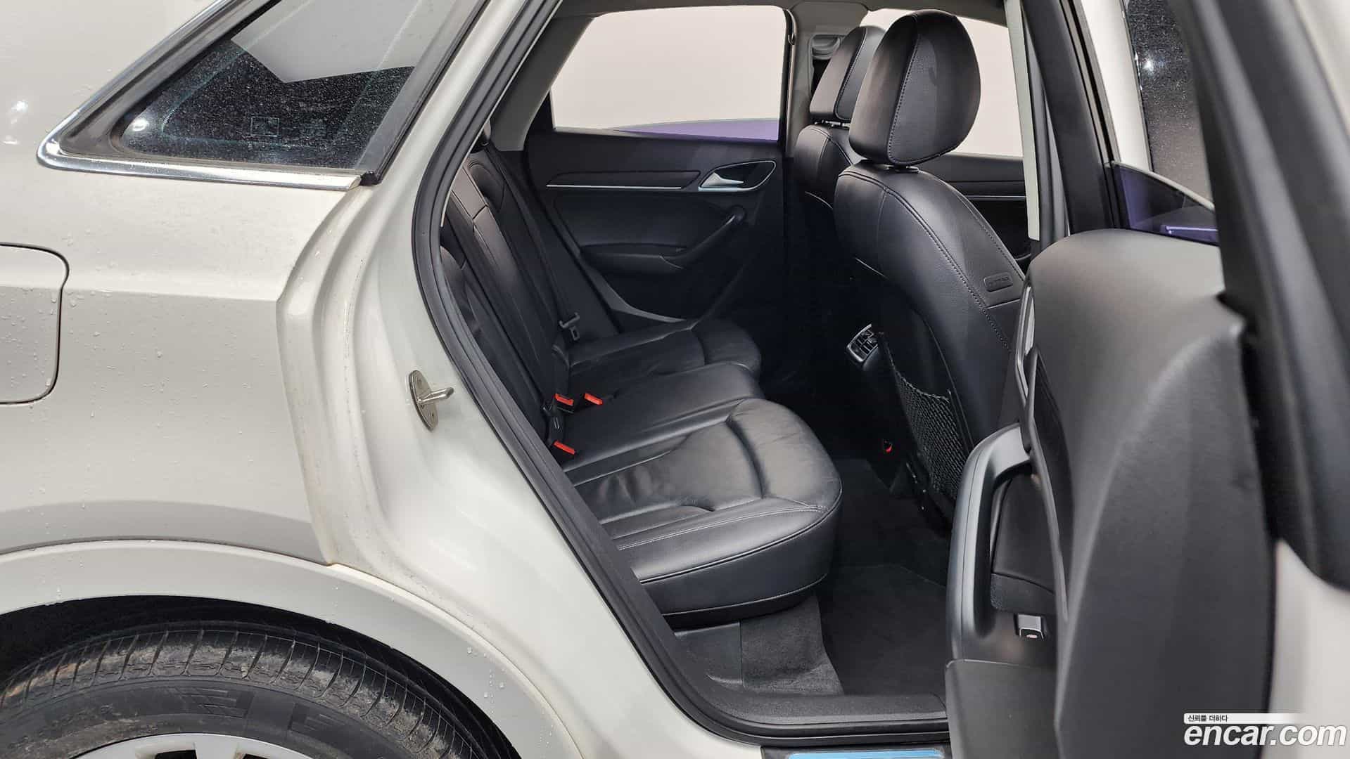 Q3 Audi 2015.0-OPTION-016