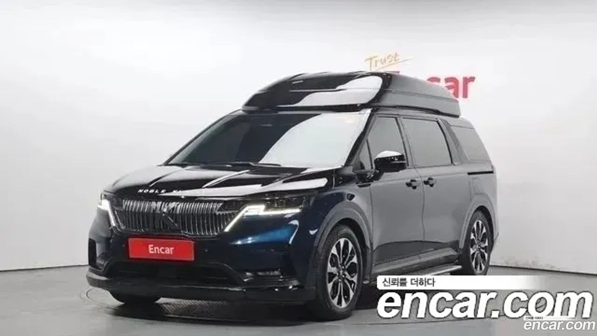 Main__Slider__Photo:Canival Kia 2022.0-0