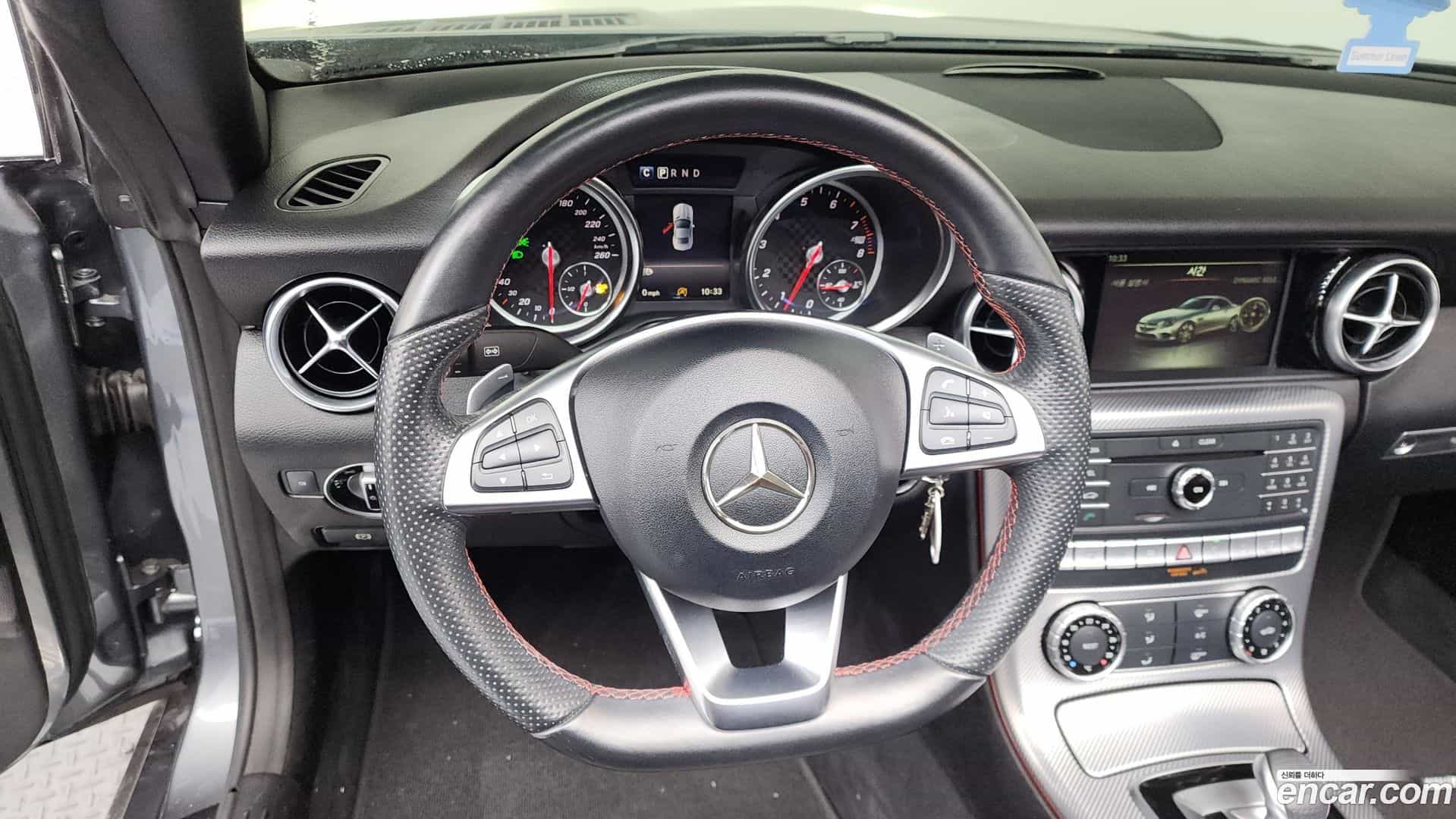 SLC-Class Mercedes-Benz 2017.11-OPTION-016