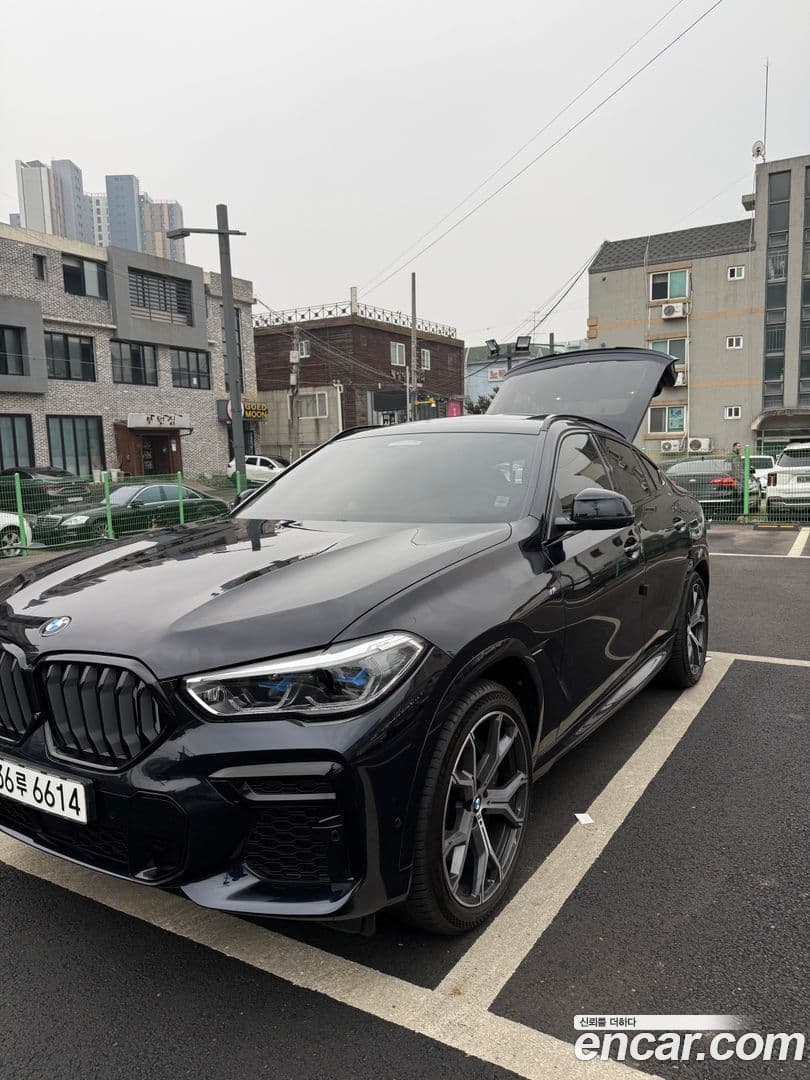 Main__Slider__Photo:X6 BMW 2022.6-0