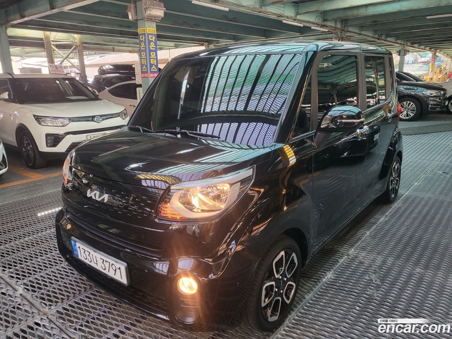 Main__Slider__Photo:RAY Kia 2022.5-0