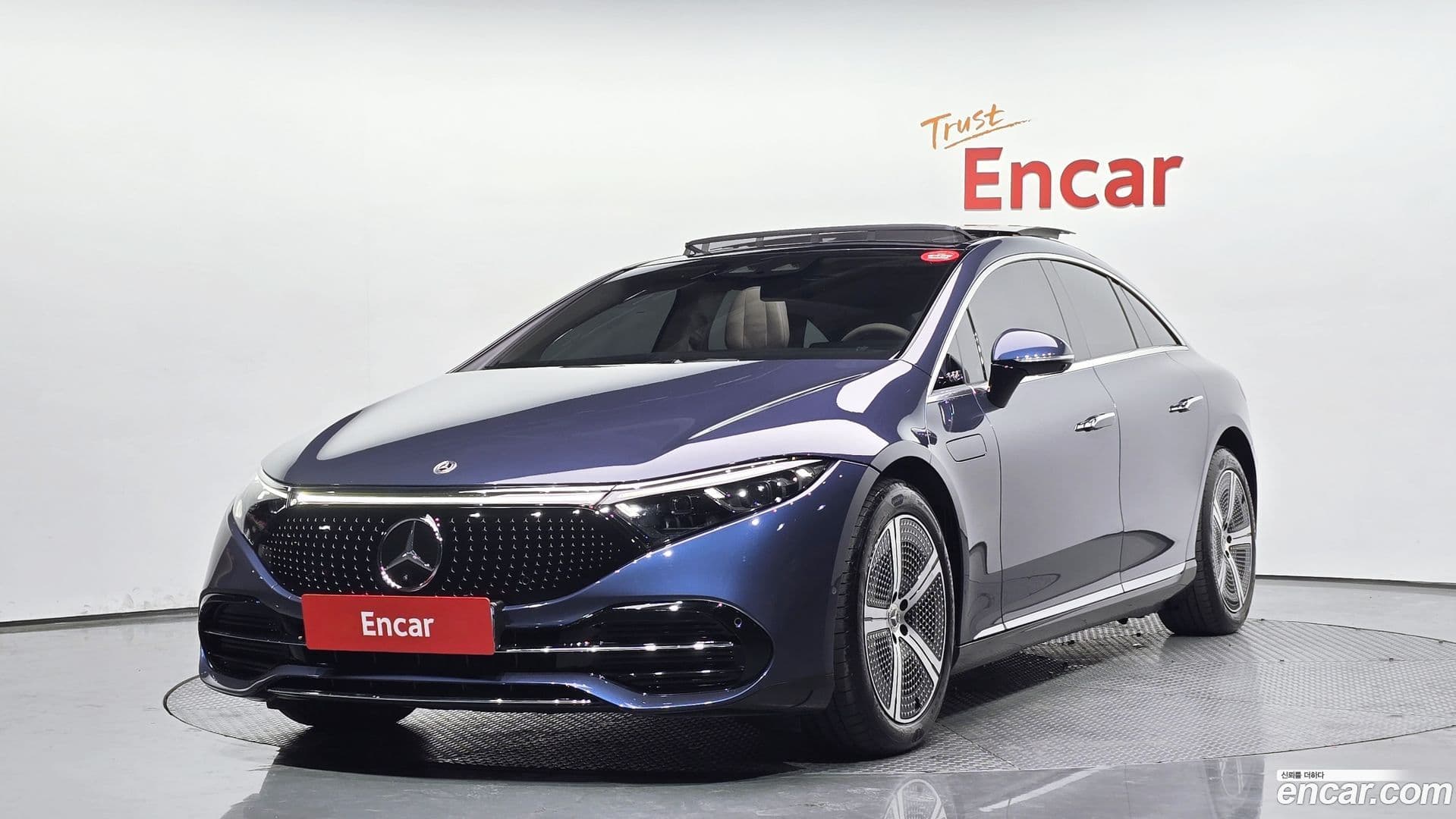 Main__Slider__Photo:EQS Mercedes-Benz 2022.5-0