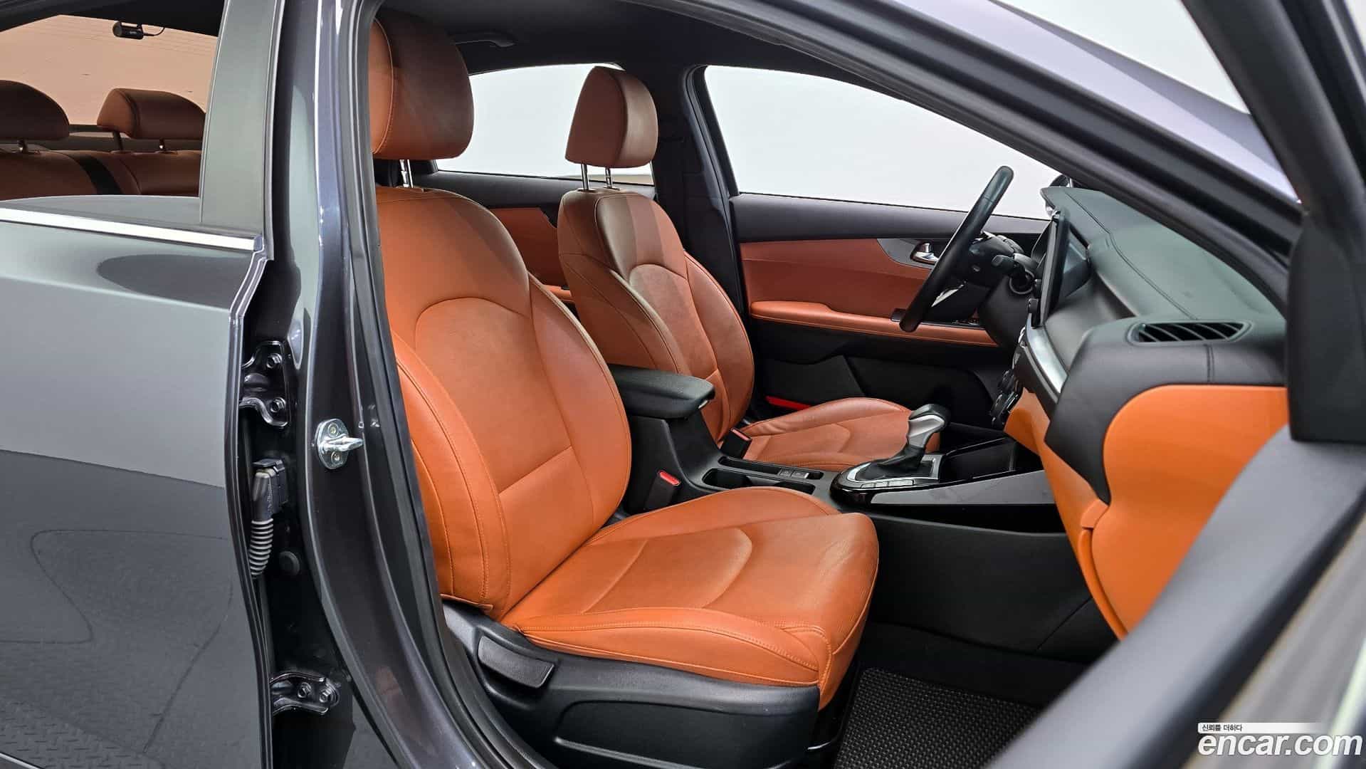 K3 Kia 2021.5-INNER-010