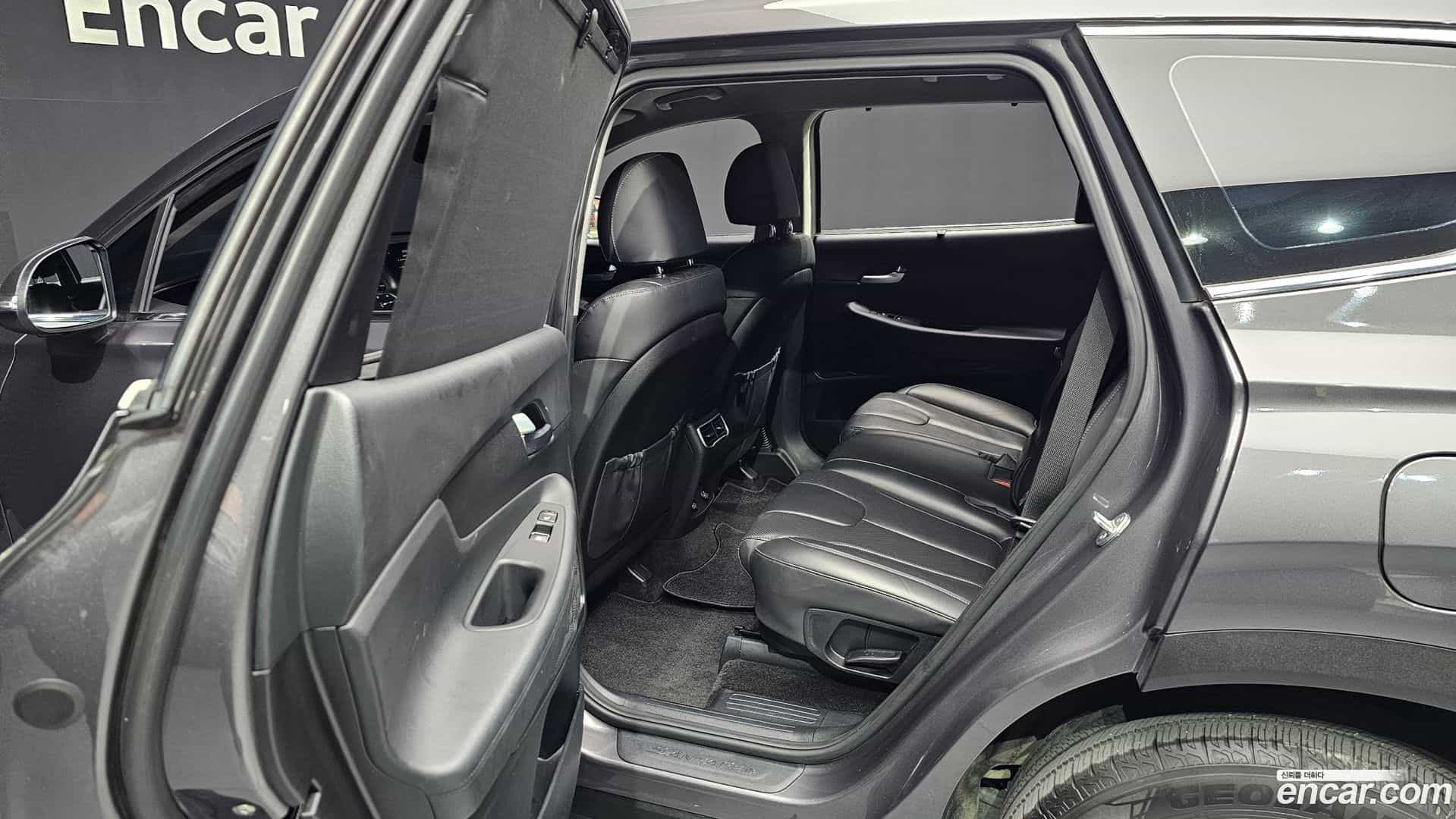 Santafe Hyundai 2021.1-OPTION-016