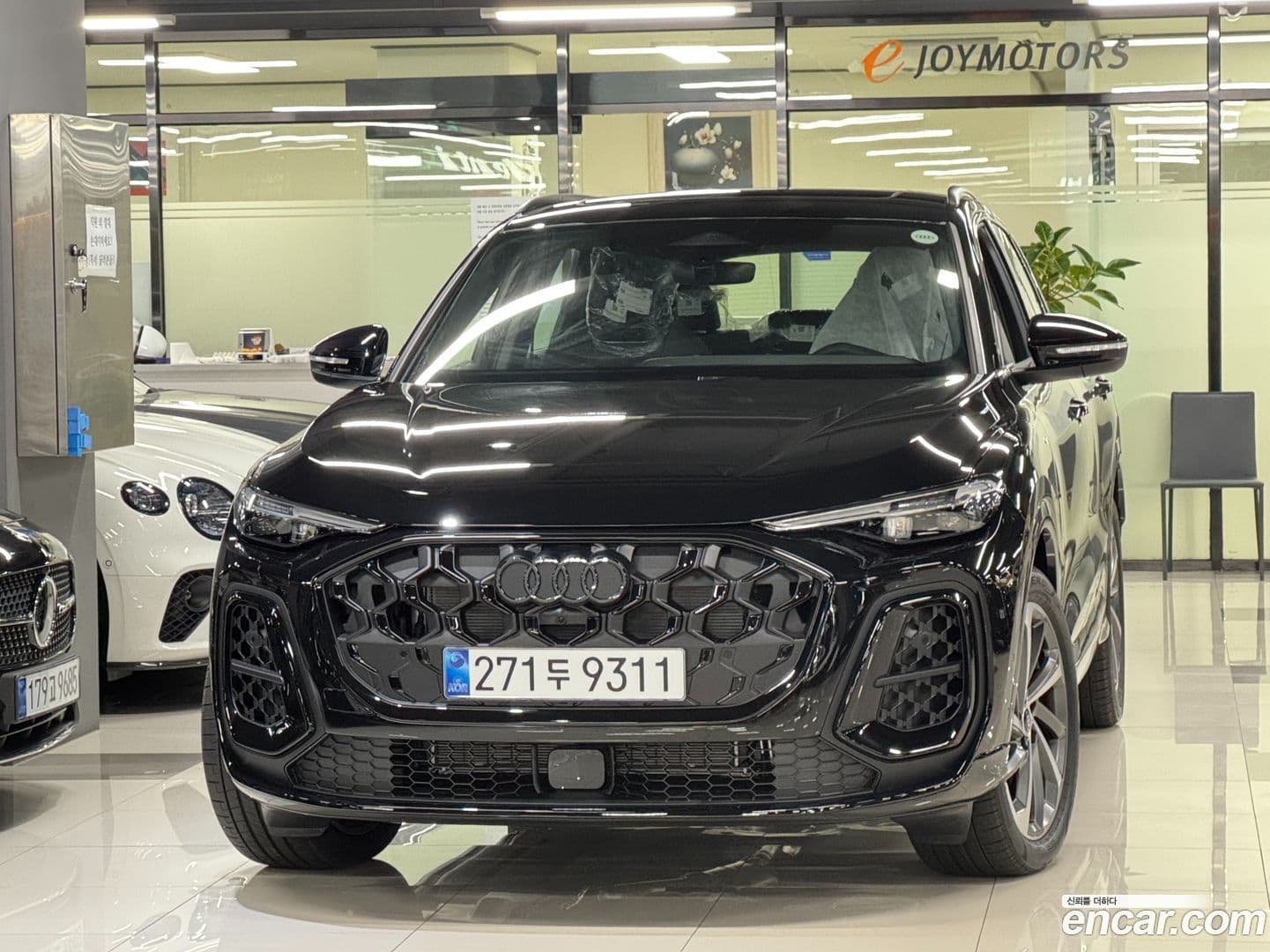 Main__Slider__Photo:Q5 Audi 2025.11-0