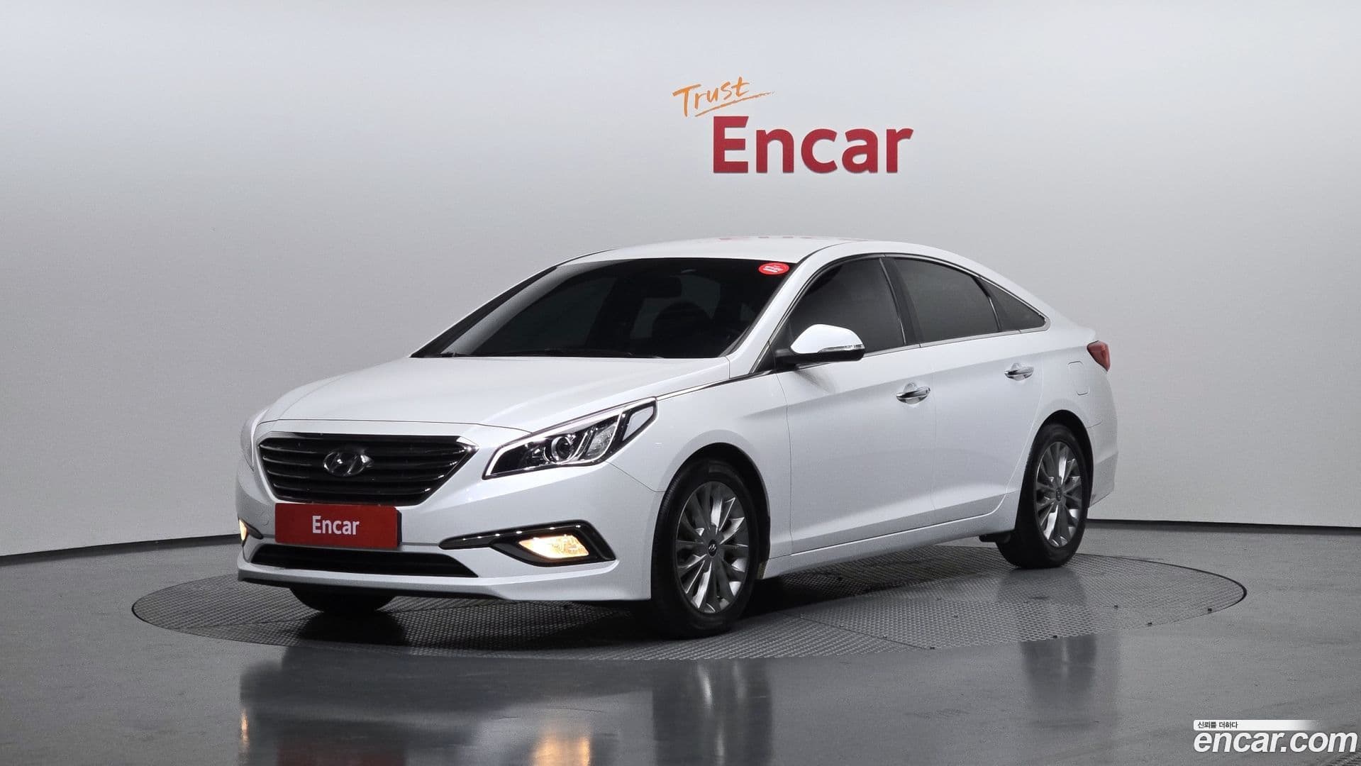 Main__Slider__Photo:Sonata Hyundai 2014.11-0