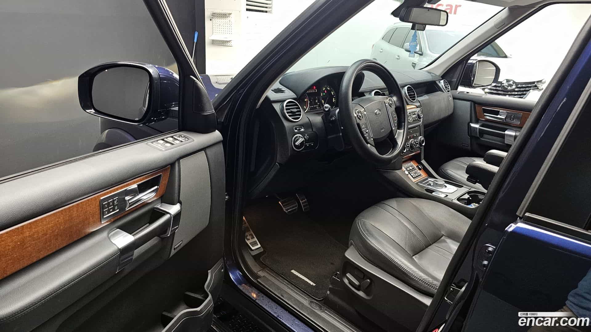 Discovery Land Rover 2016.5-INNER-010