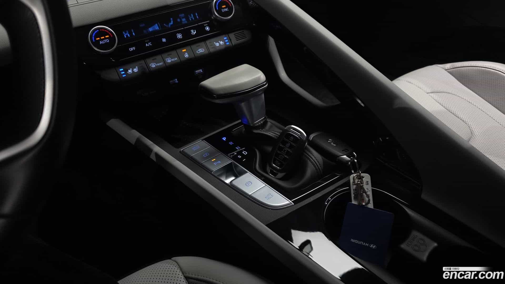 AVANTE Hyundai 2020.11-INNER-009