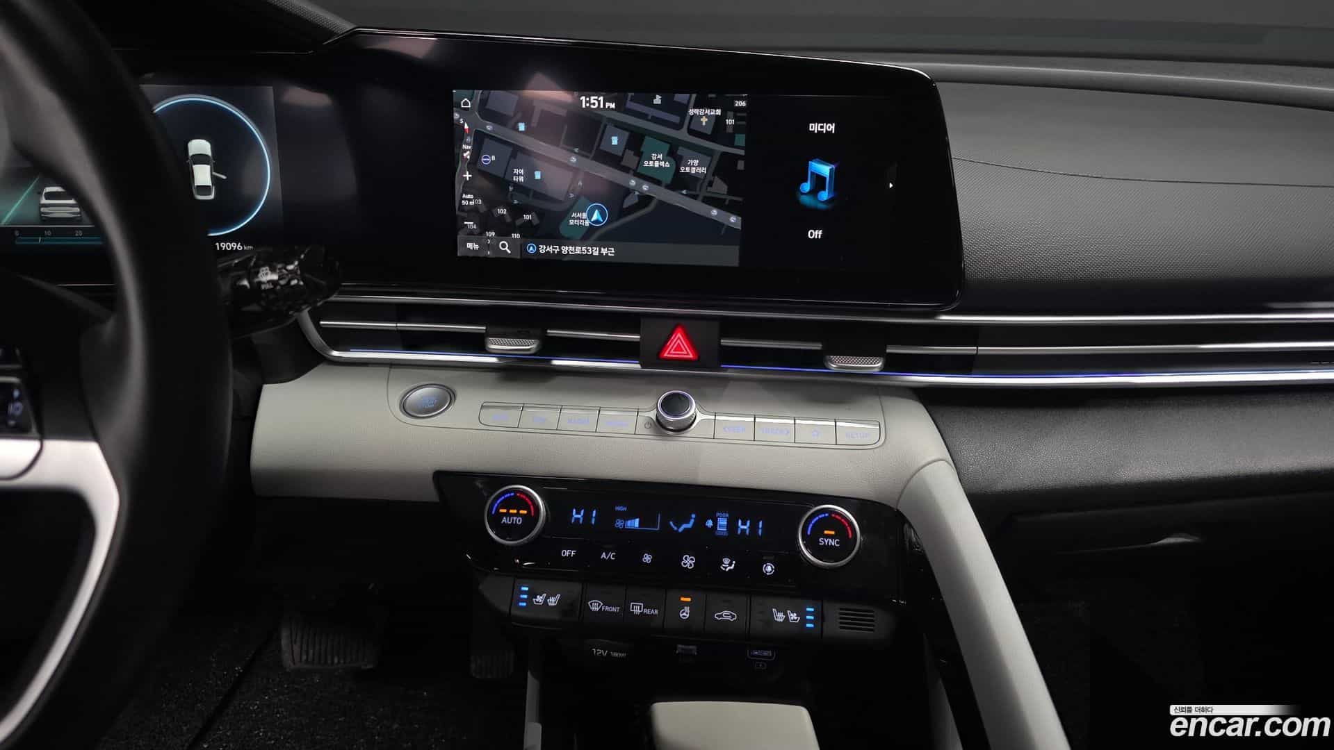 AVANTE Hyundai 2020.11-OPTION-018