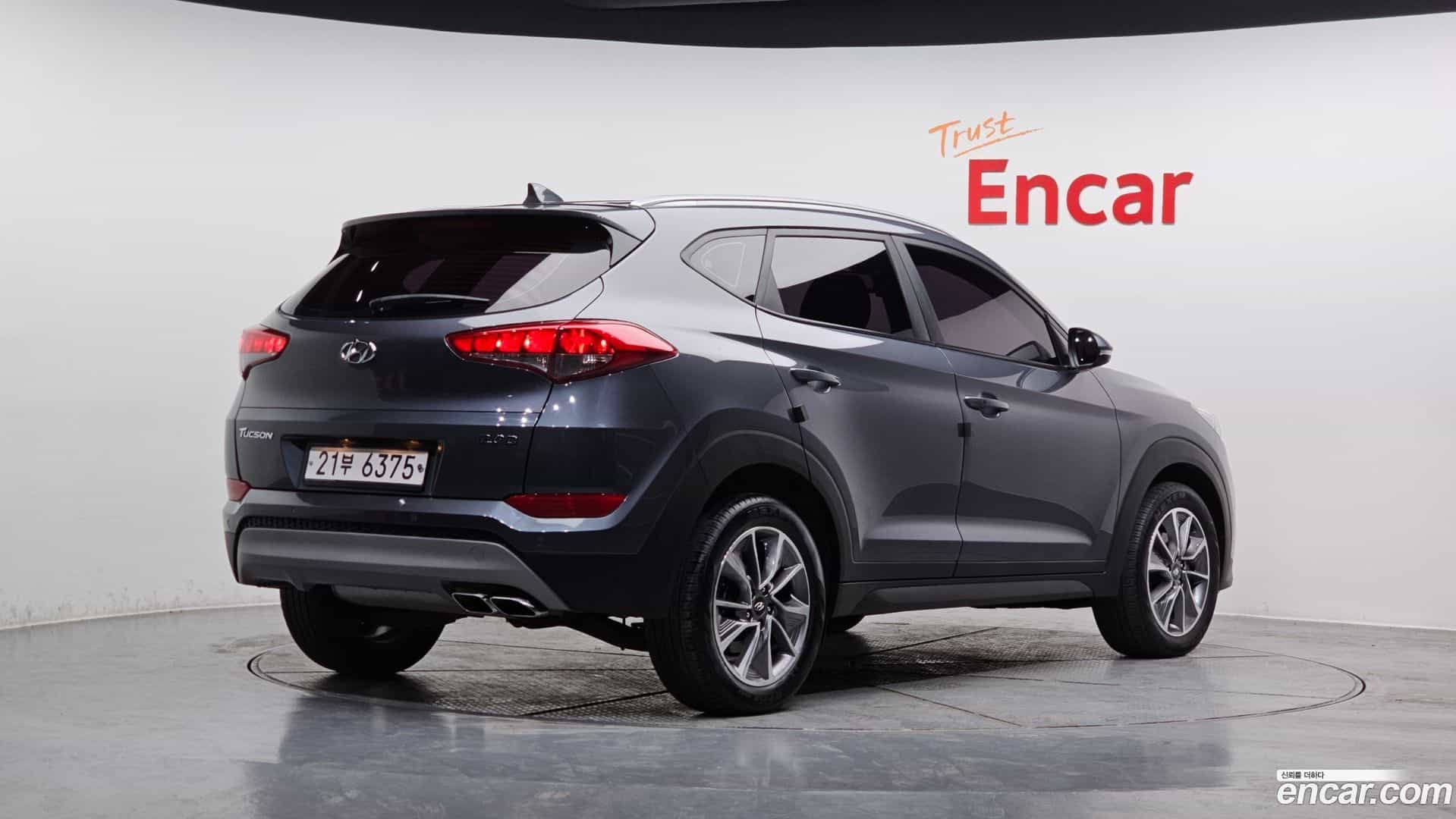 Tucson Hyundai 2017.10-OUTER-002