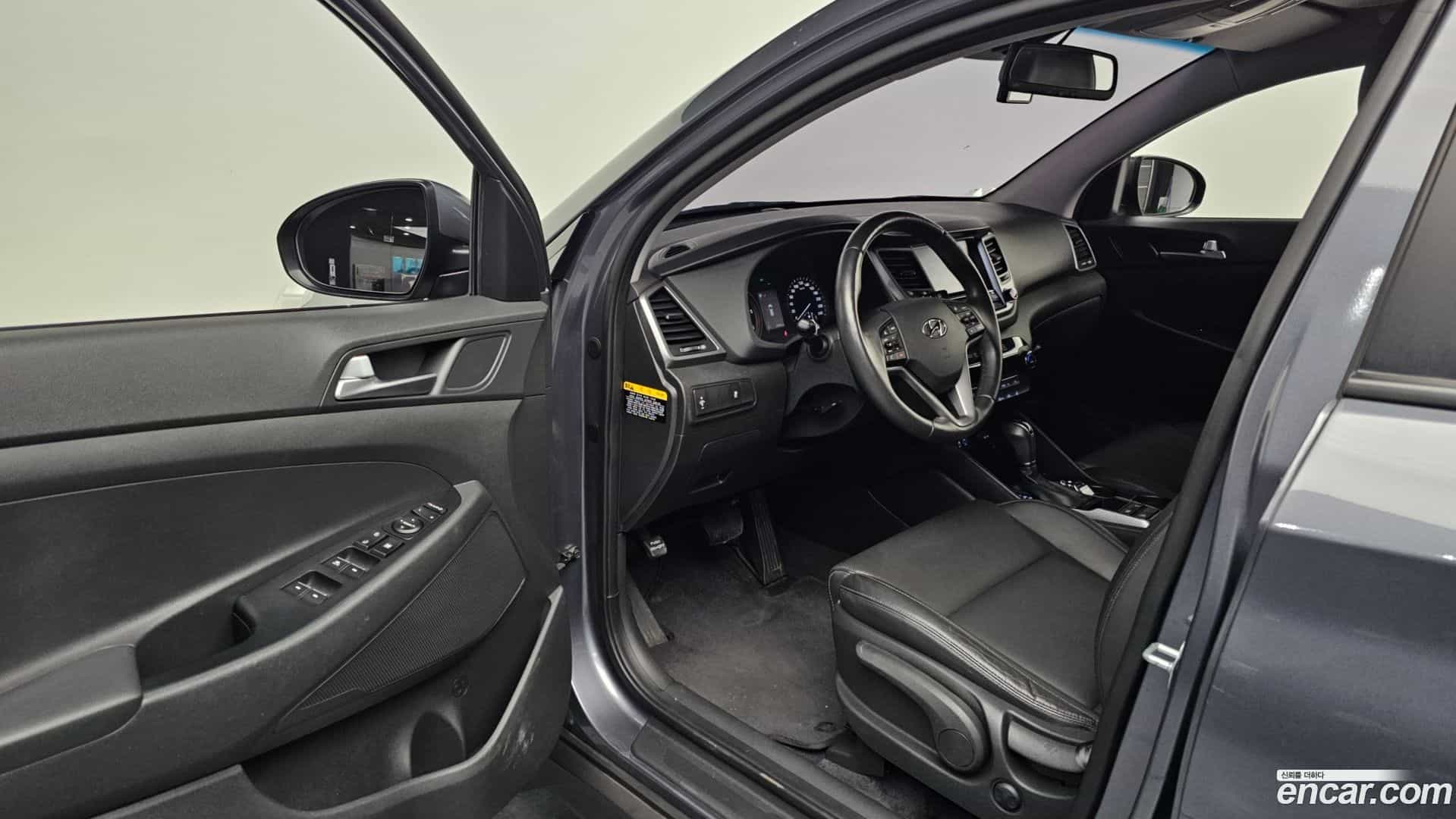 Tucson Hyundai 2017.10-INNER-010