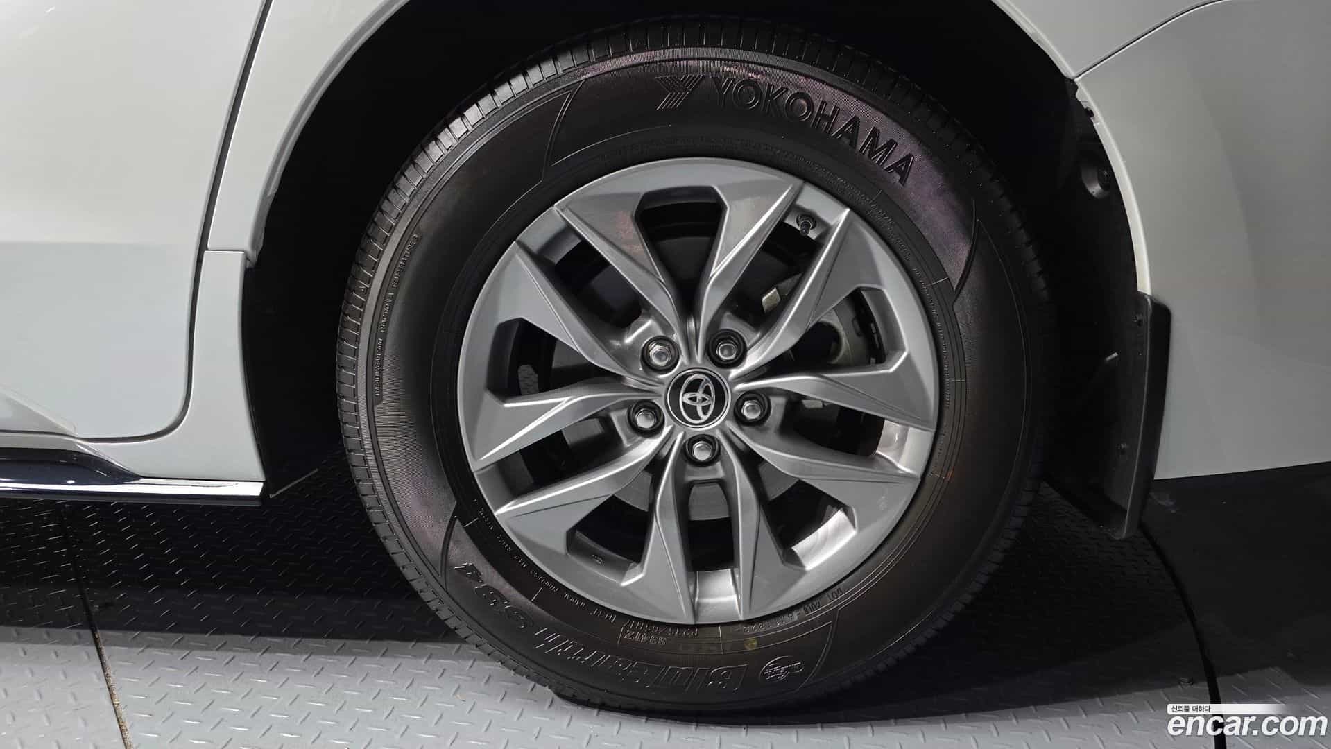 Sienna Toyota 2024.4-OUTER-005