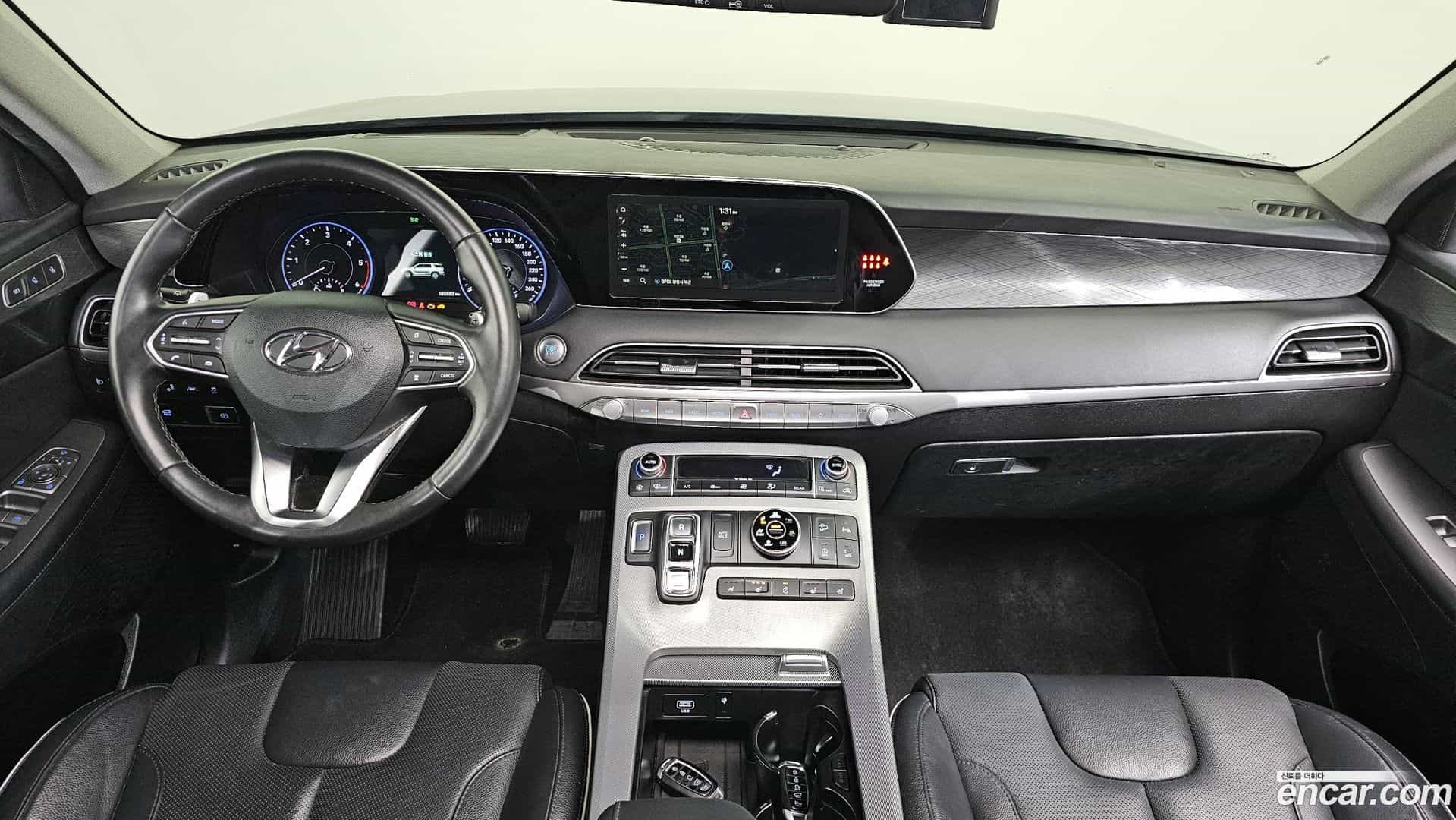 Palisade Hyundai 2019.0-INNER-007