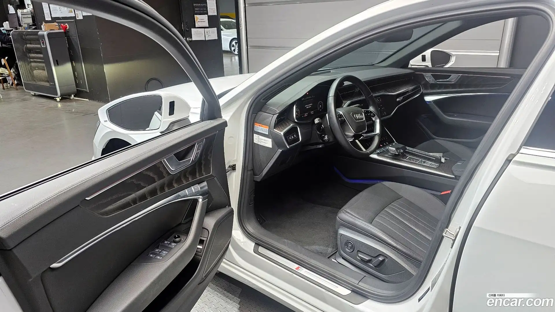 A6 Audi 2023.2-INNER-010