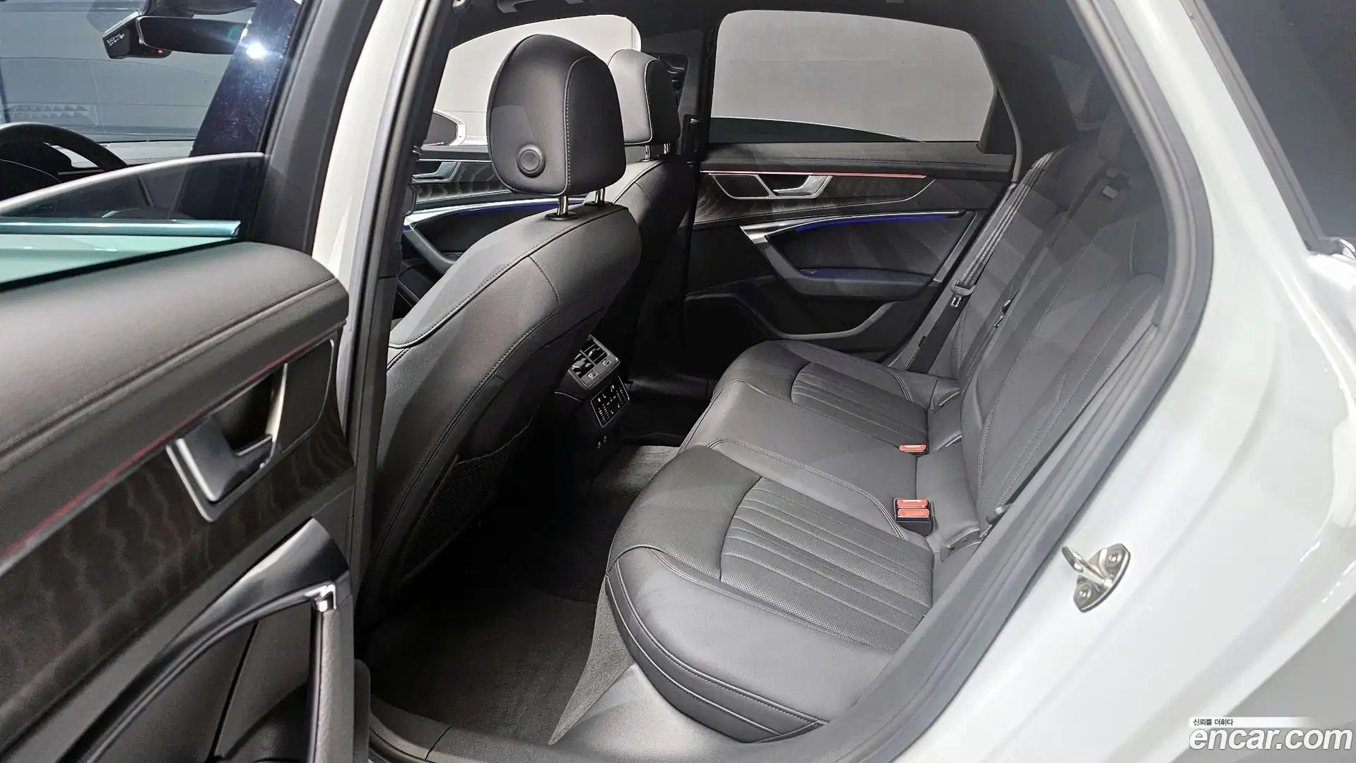 A6 Audi 2023.2-OPTION-016