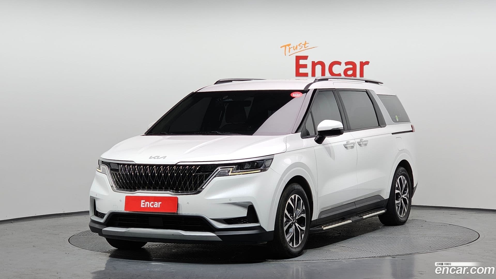 Main__Slider__Photo:Canival Kia 2021.11-0