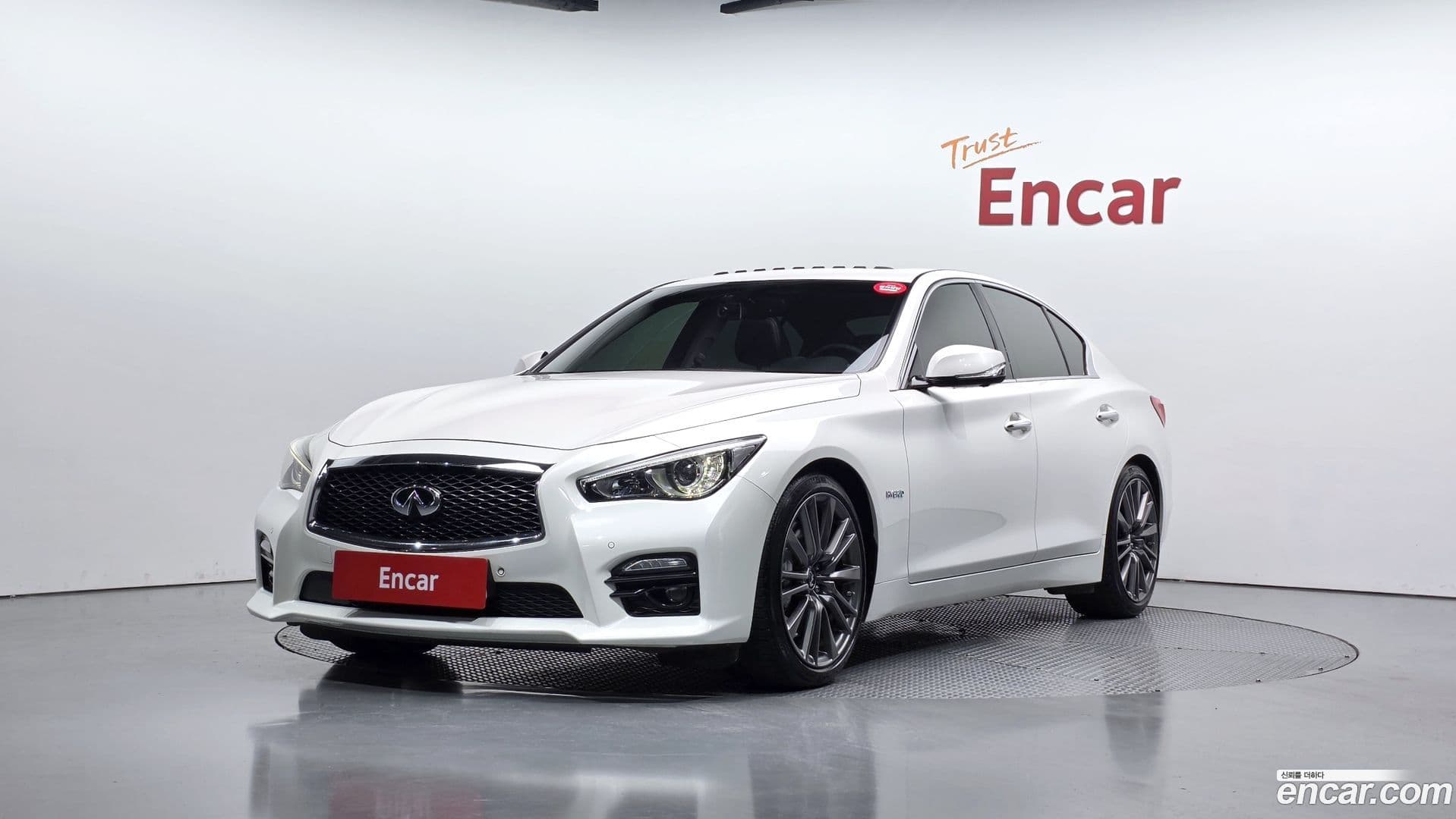Main__Slider__Photo:Q50 Infiniti 2017.7-0
