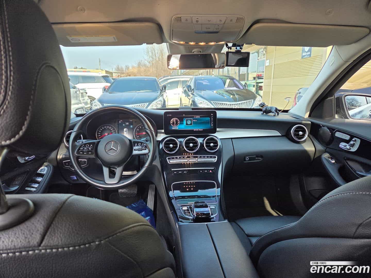C-Class Mercedes-Benz 2019.11-INNER-007