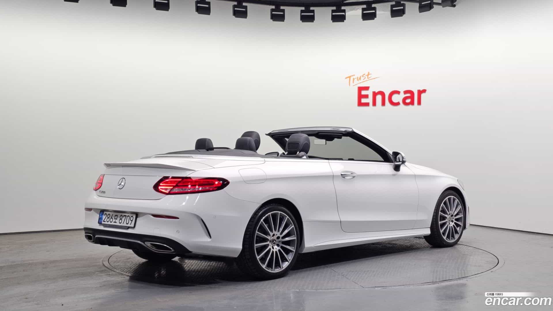 C-Class Mercedes-Benz 2022.9-OUTER-002