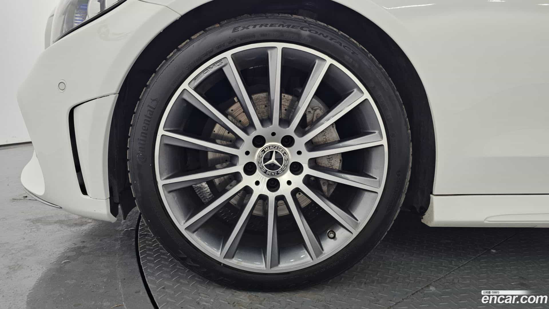 C-Class Mercedes-Benz 2022.9-OUTER-005