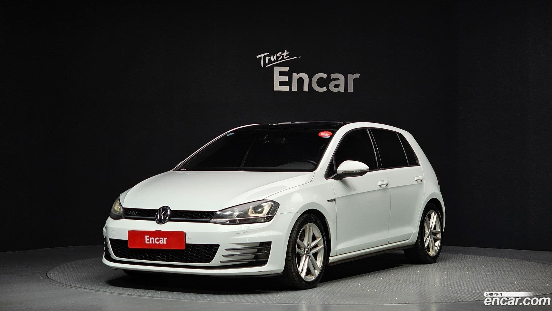 Main__Slider__Photo:Golf Volkswagen 2014.7-0