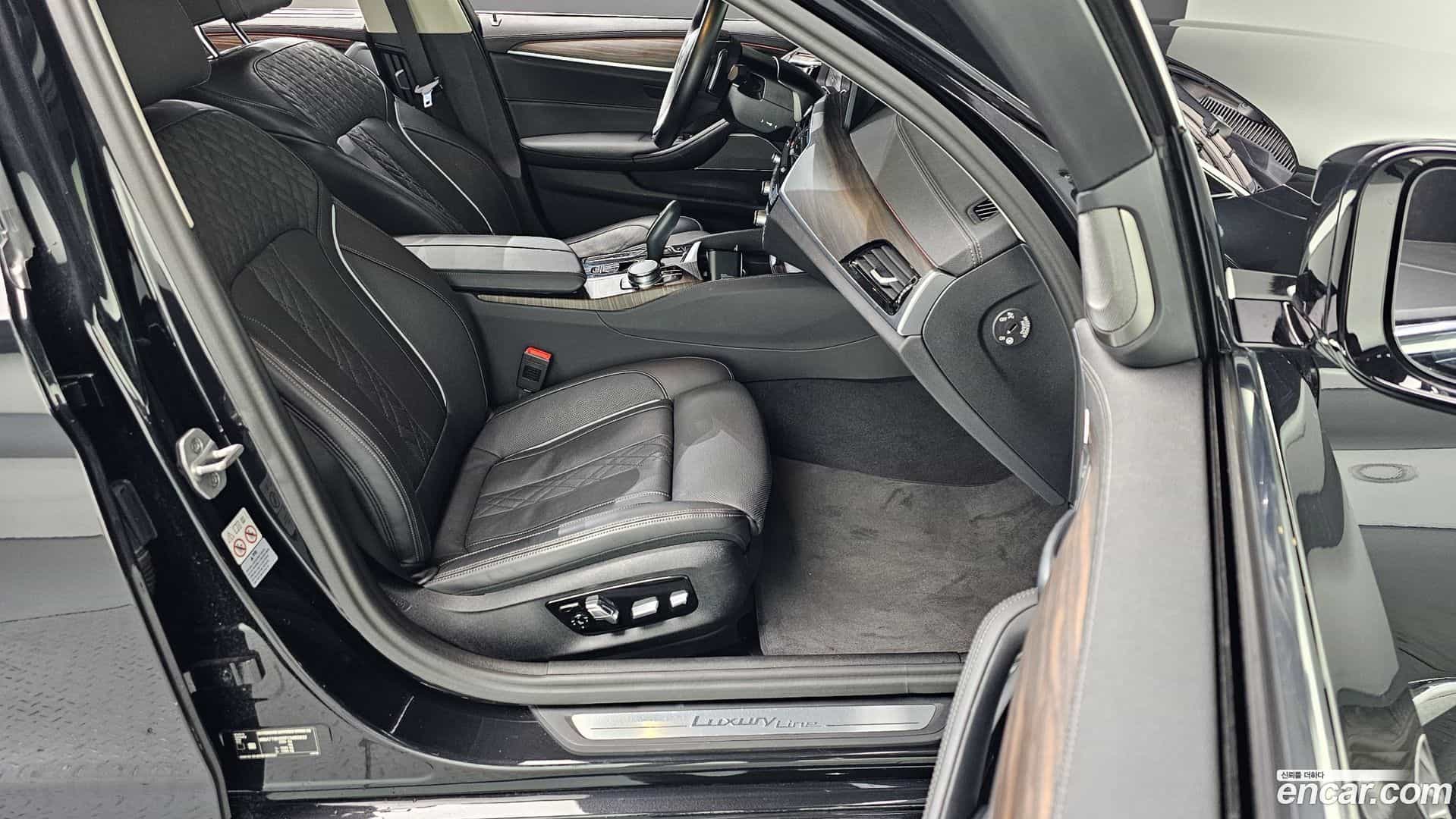 5-Series BMW 2023.7-INNER-010