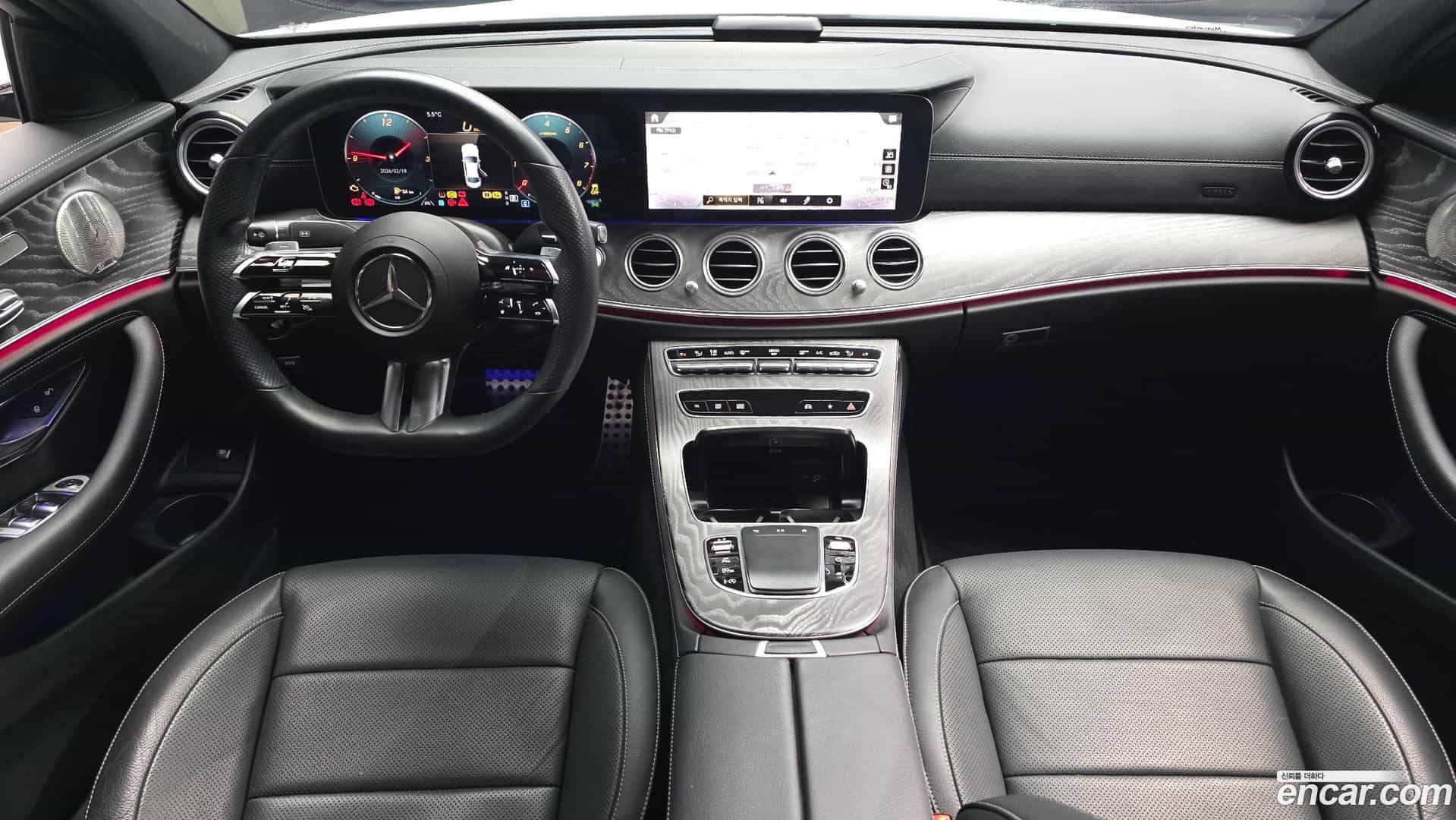 E-Class Mercedes-Benz 2022.3-INNER-007