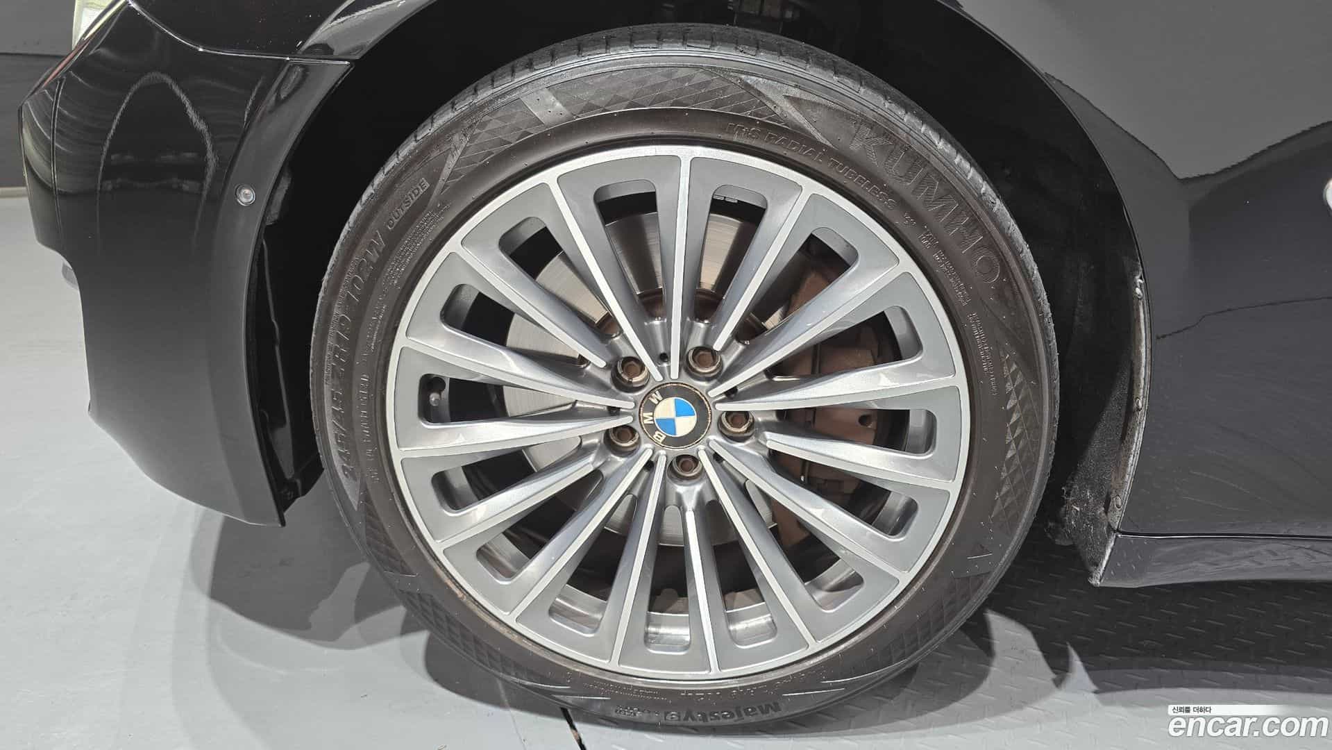 7-Series BMW 2014.4-OUTER-005