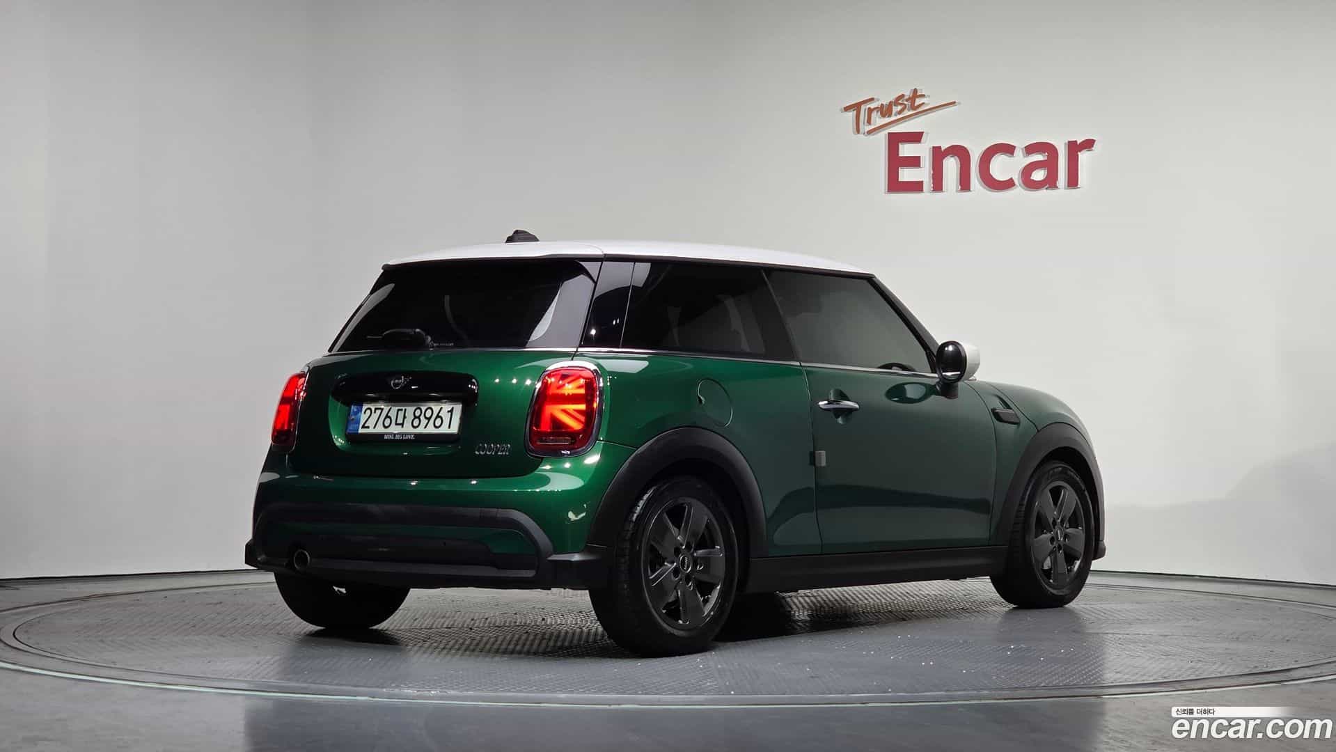 Cooper Mini 2022.4-OUTER-002