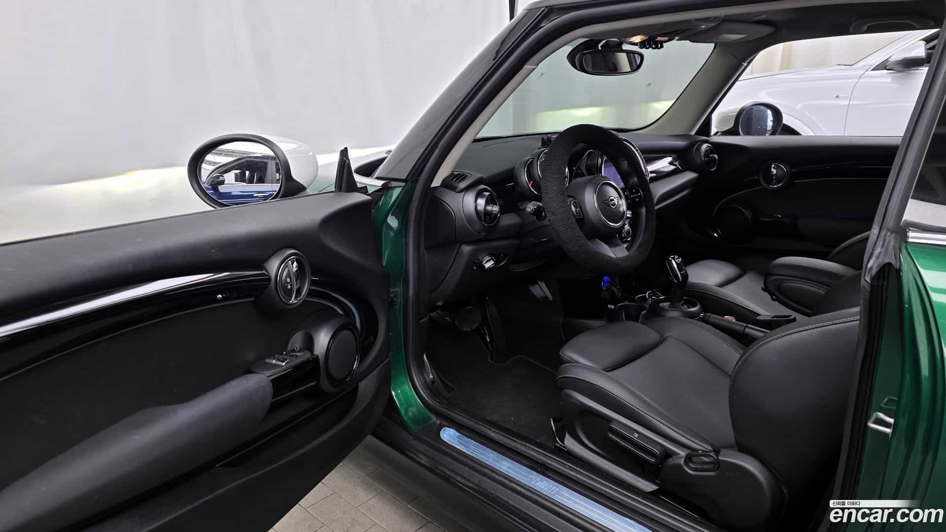 Cooper Mini 2022.4-INNER-010