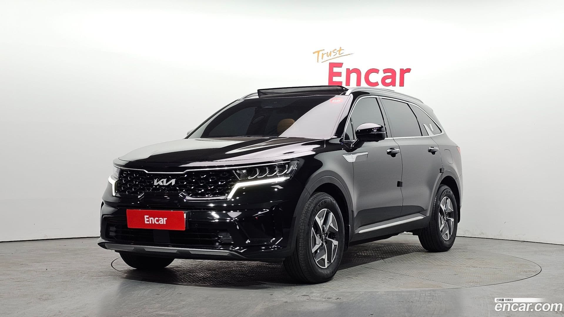 Main__Slider__Photo:Sorento Kia 2023.4-0