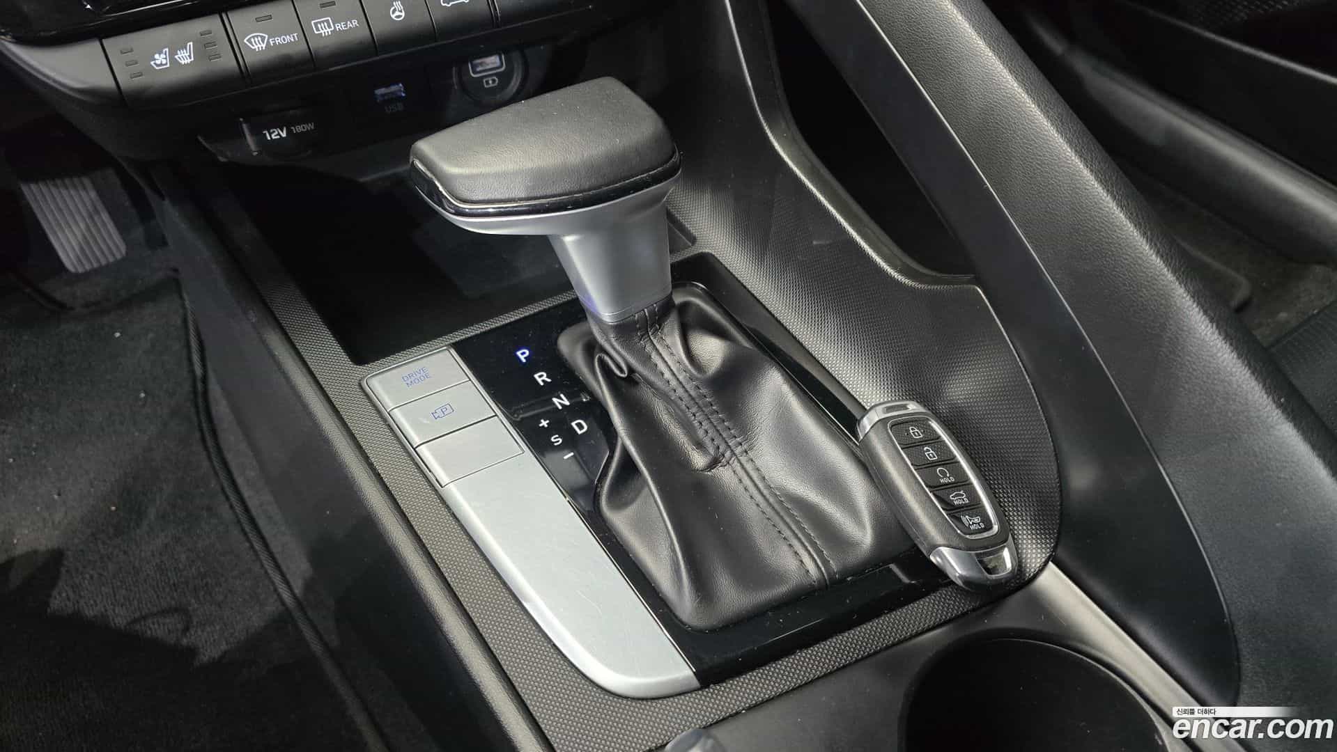 AVANTE Hyundai 2020.6-INNER-009