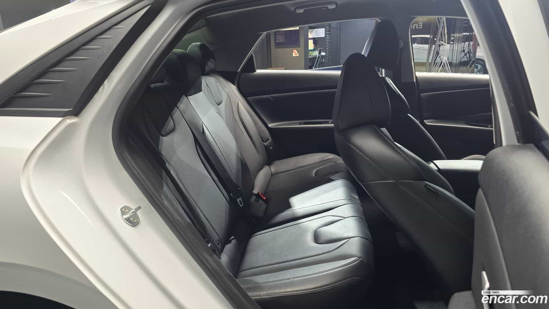 AVANTE Hyundai 2020.6-OPTION-017