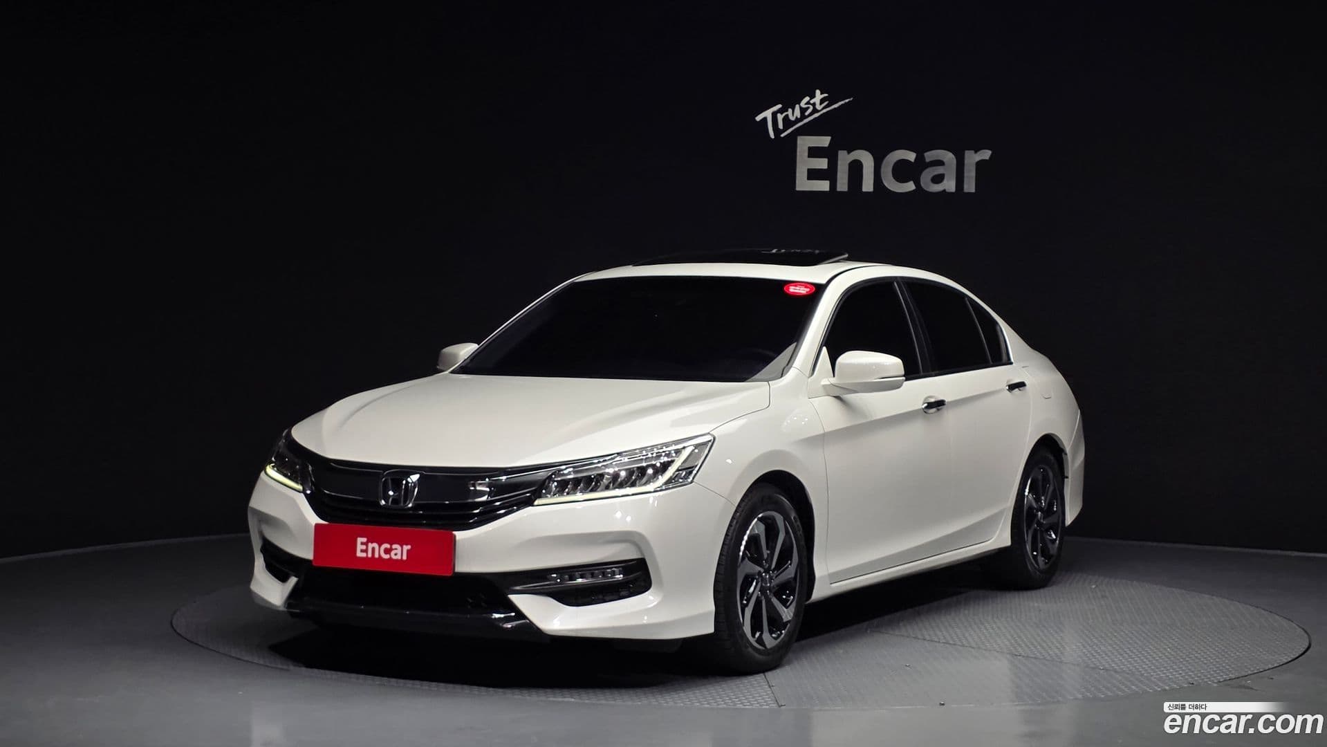 Main__Slider__Photo:Accord Honda 2015.10-0