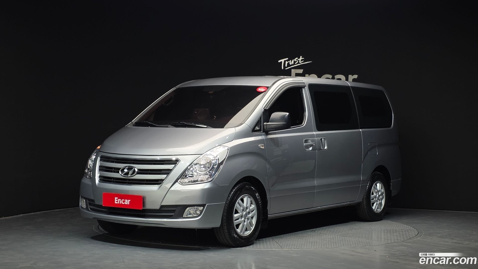 Main__Slider__Photo:Starex Hyundai 2016.2-0