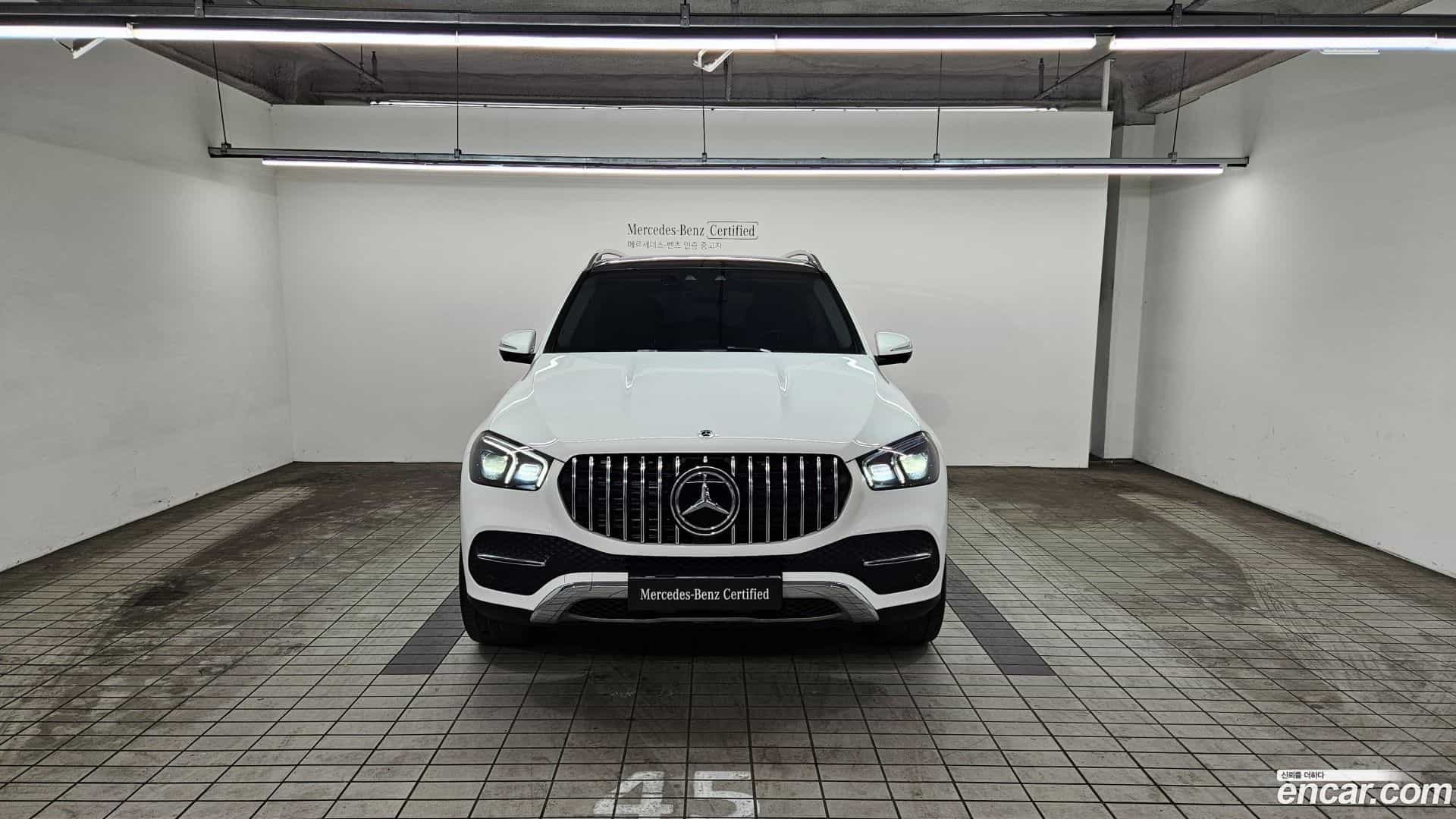 GLE-Class Mercedes-Benz 2023.6-OUTER-003