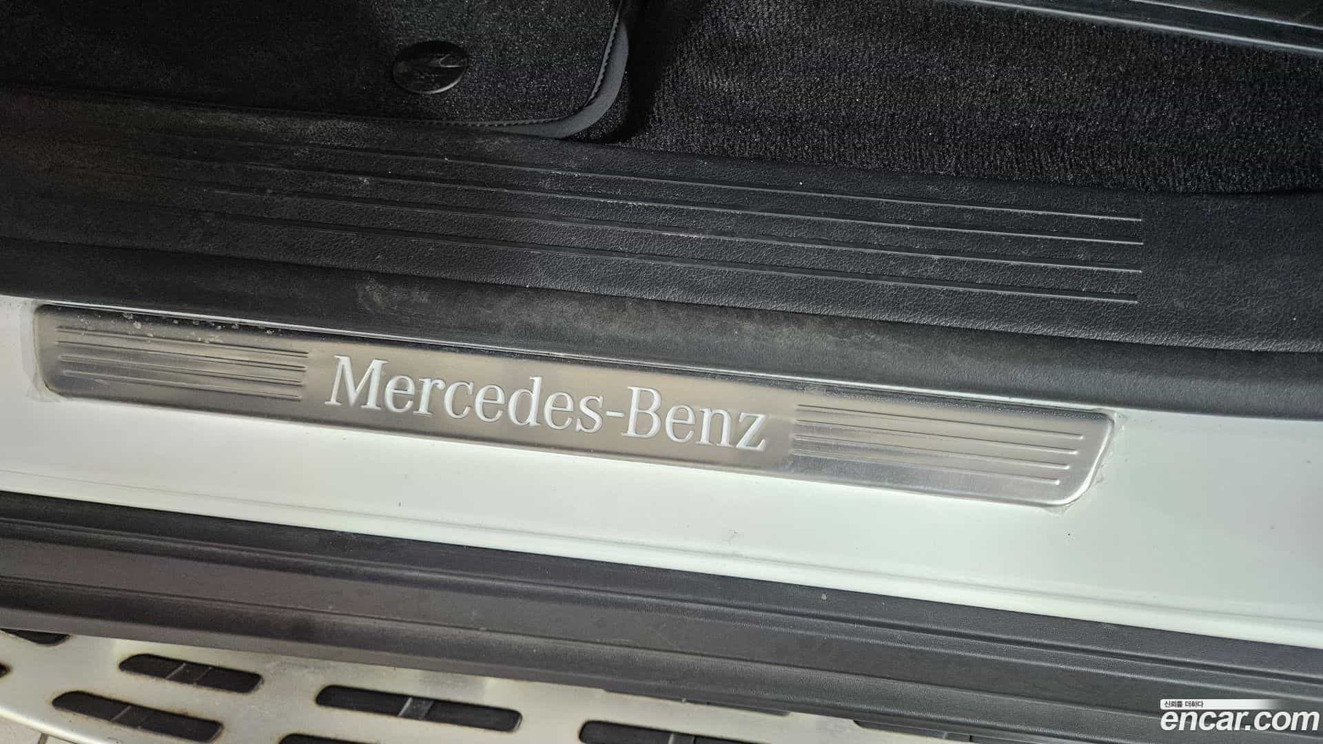 GLE-Class Mercedes-Benz 2023.6-OPTION-016