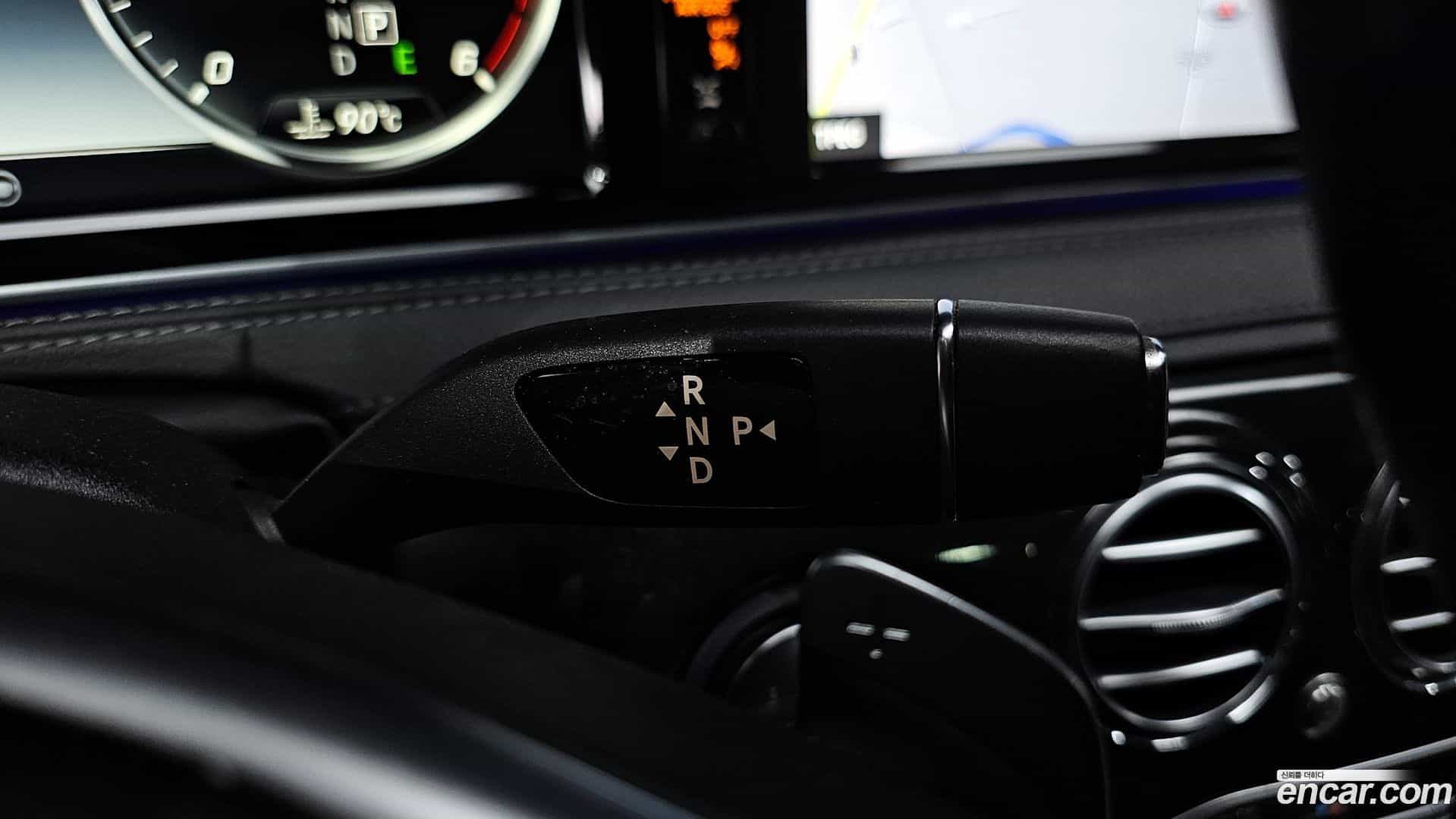 S-Class Mercedes-Benz 2016.11-INNER-009