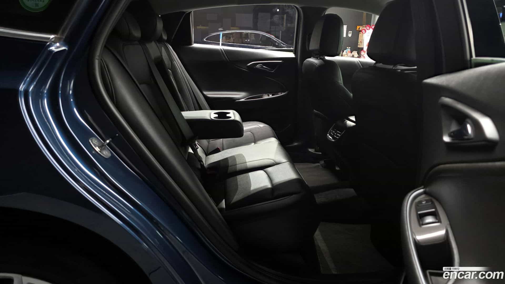 Malibu Chevrolet 2019.11-OPTION-016