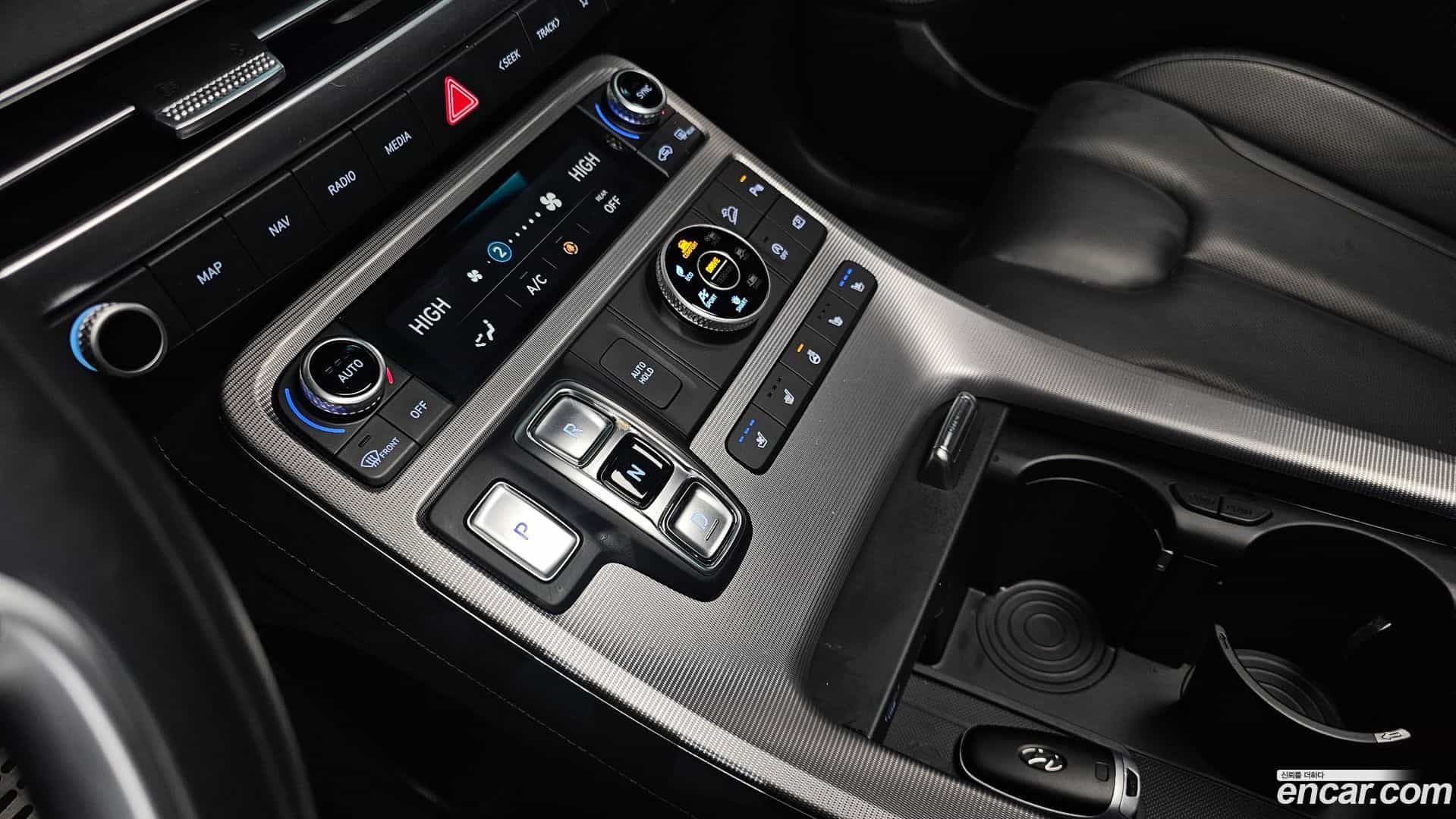Palisade Hyundai 2023.5-INNER-009