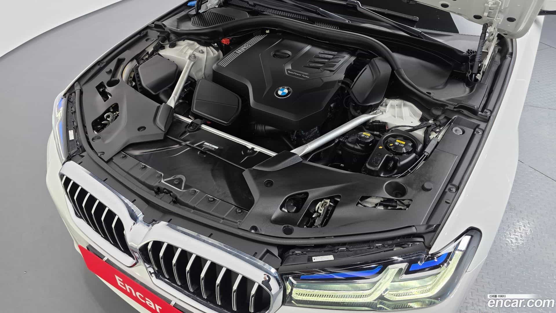 5-Series BMW 2022.11-INNER-006