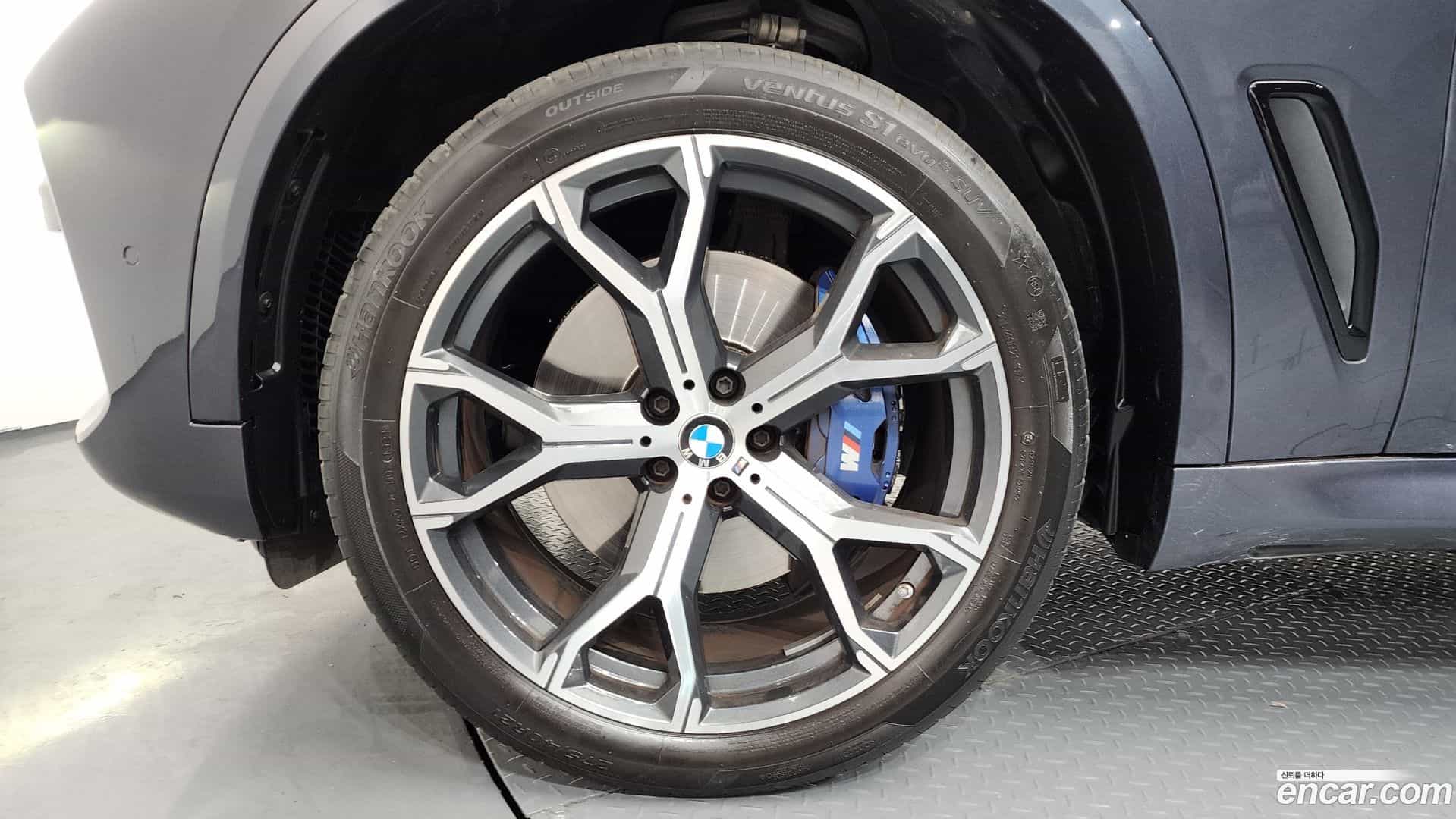 X5 BMW 2022.0-OUTER-005