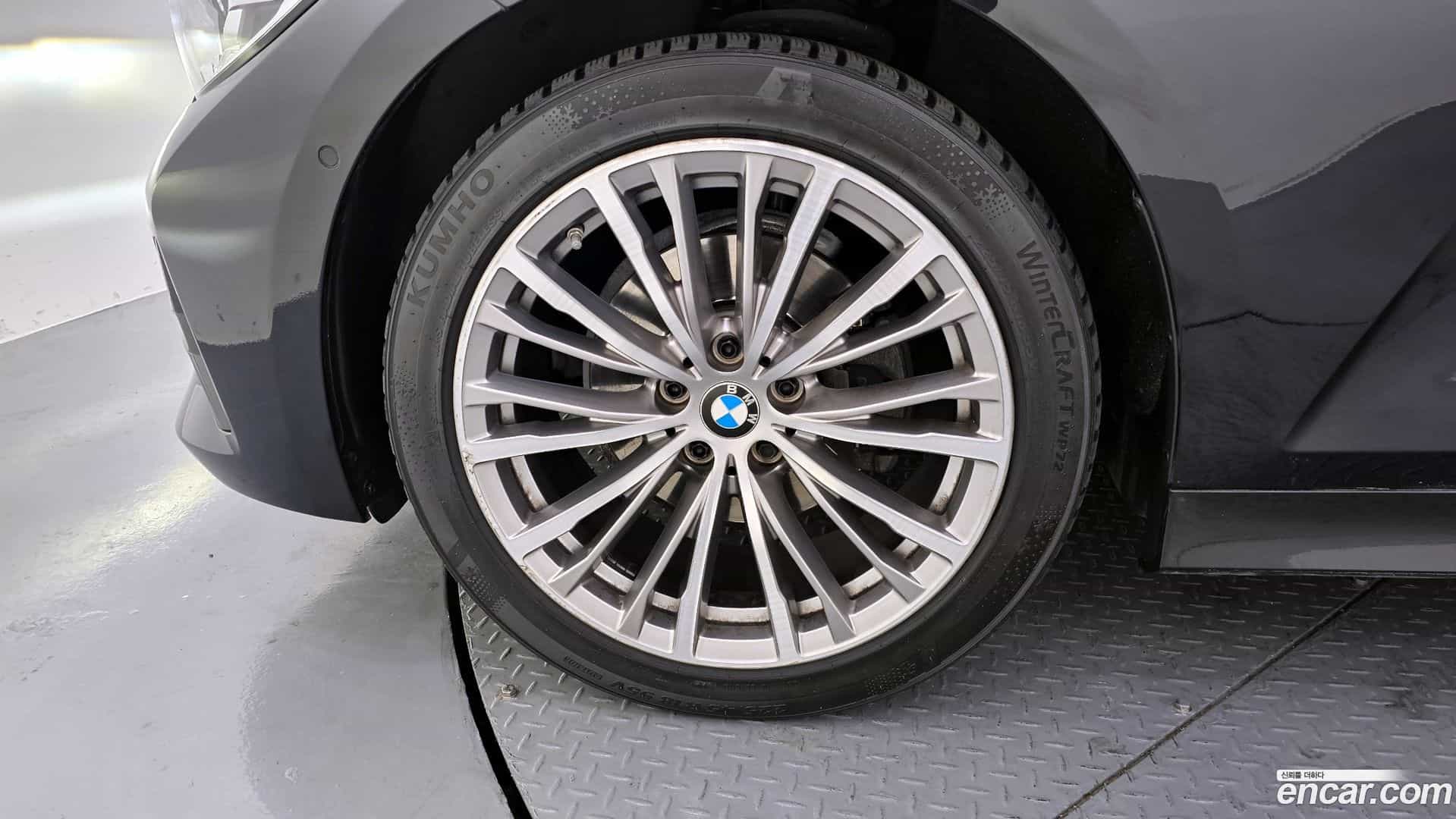 3-Series BMW 2021.6-OUTER-005