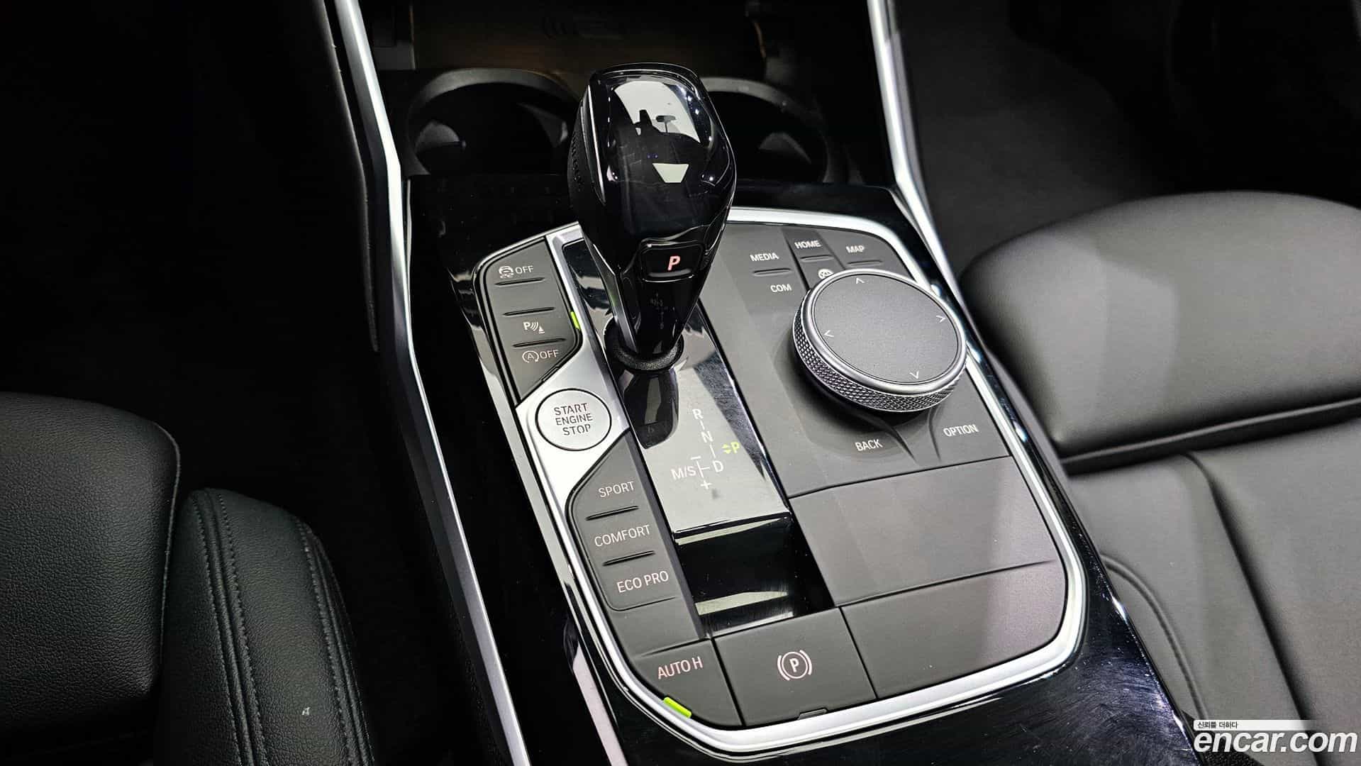 3-Series BMW 2021.6-INNER-009