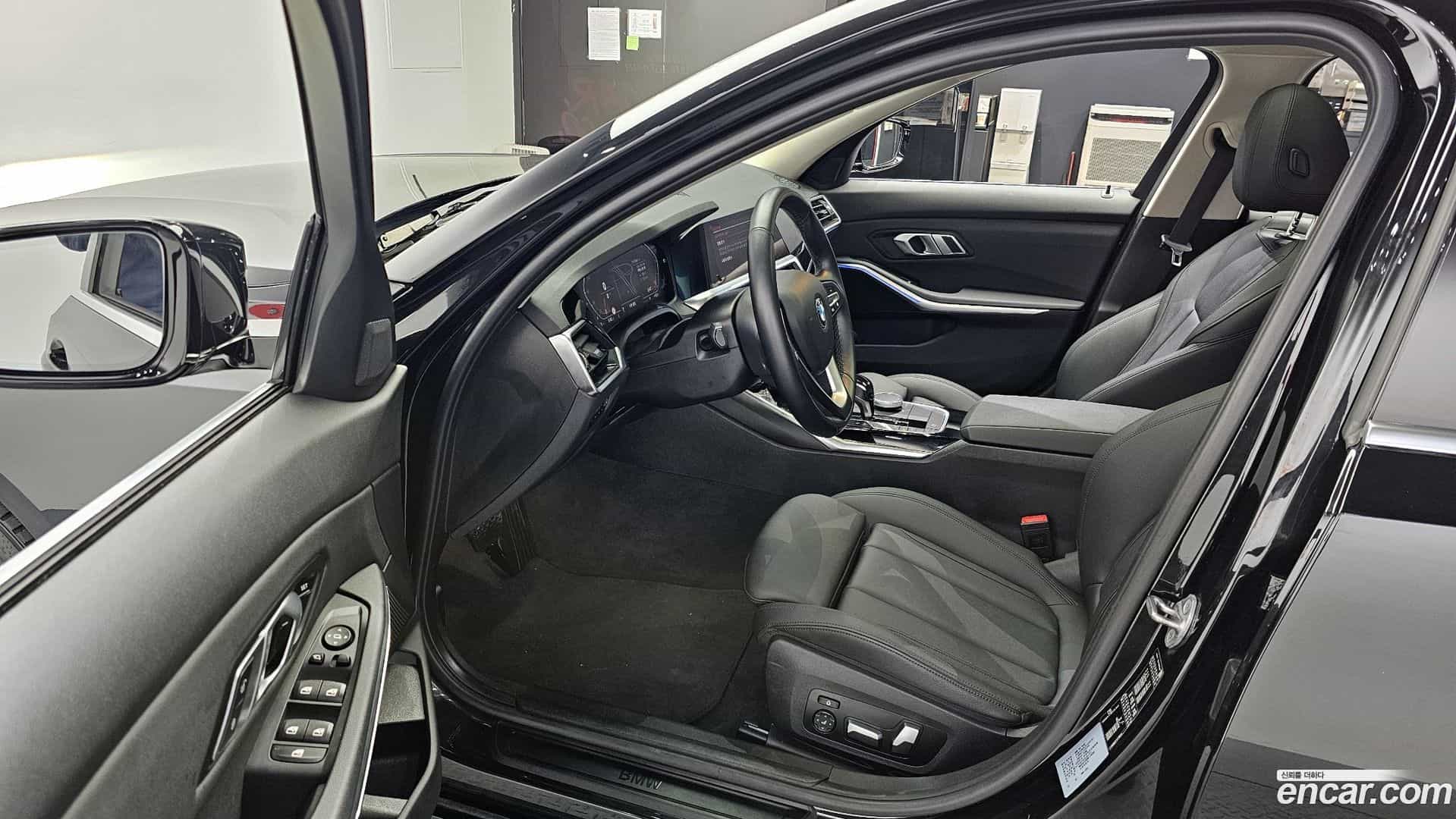 3-Series BMW 2021.6-INNER-010