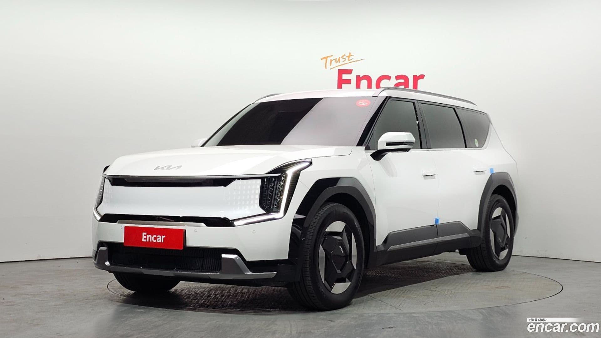 Main__Slider__Photo:EV9 Kia 2023.6-0