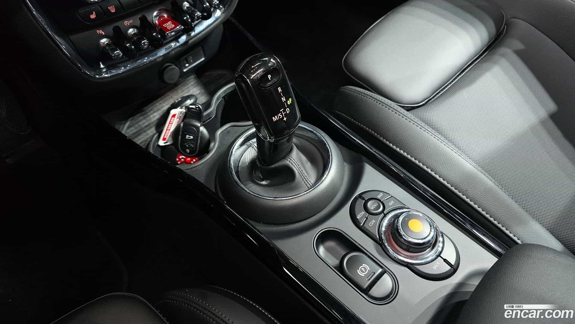 Clubman Mini 2021.4-INNER-009