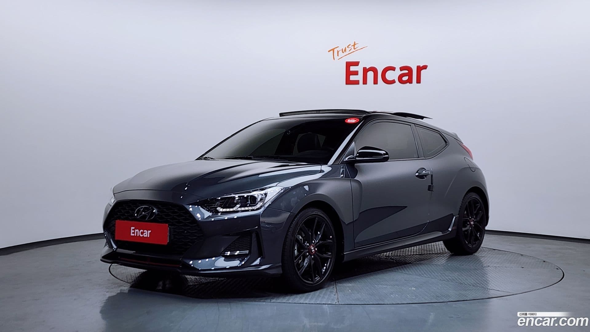 Main__Slider__Photo:Veloster Hyundai 2020.5-0