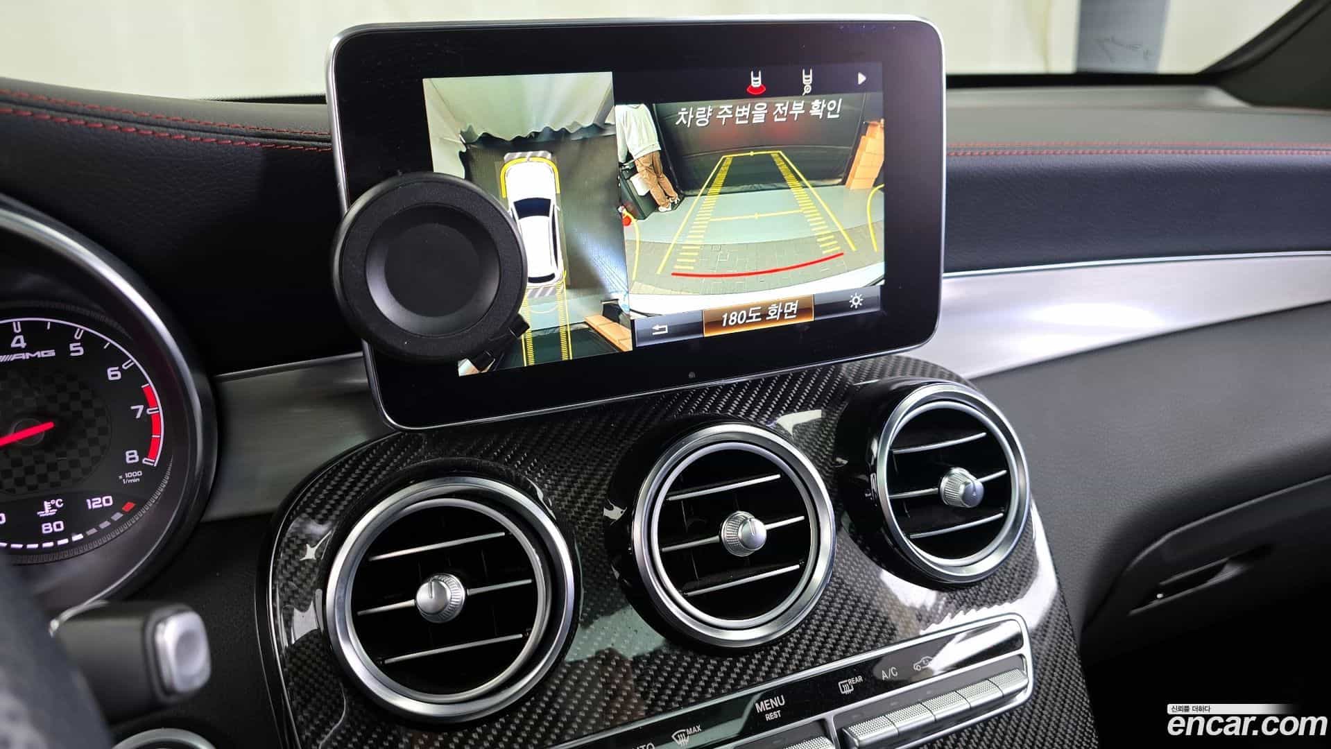 GLC-Class Mercedes-Benz 2019.10-OPTION-019