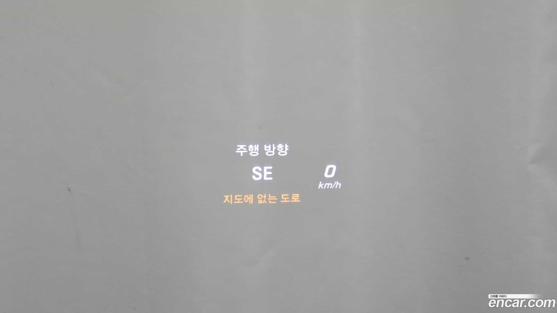 GLC-Class Mercedes-Benz 2019.10-OPTION-021